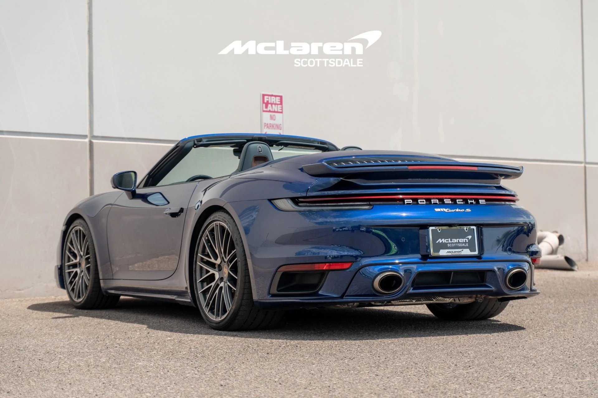 mph004_2735896335_Used_2022_PORSCHE_911_1786813988_5847796961