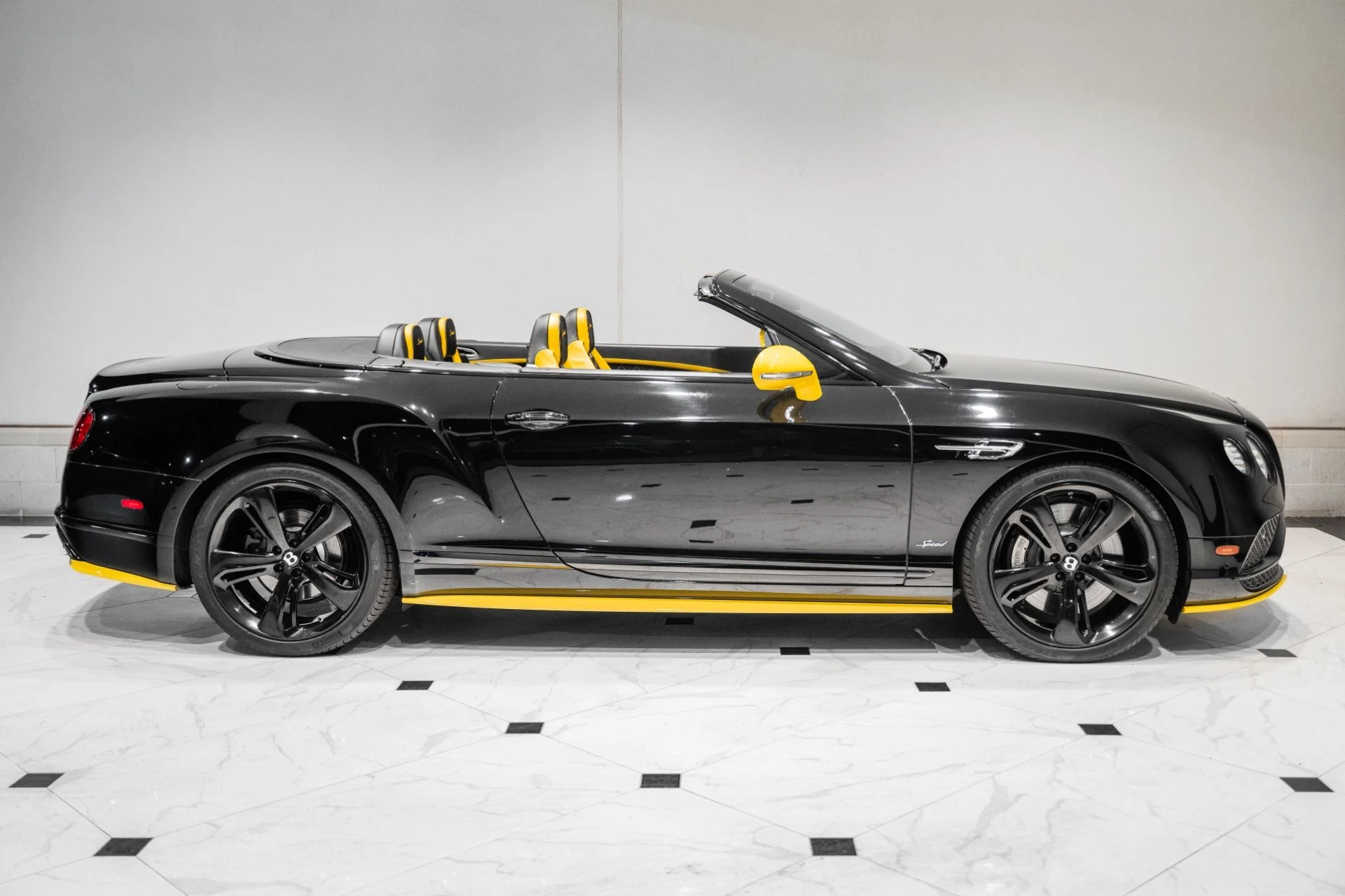 mph004_2739421913_Used_2017_Bentley_Continental_GT_Speed_1778006280_29a8e39cca