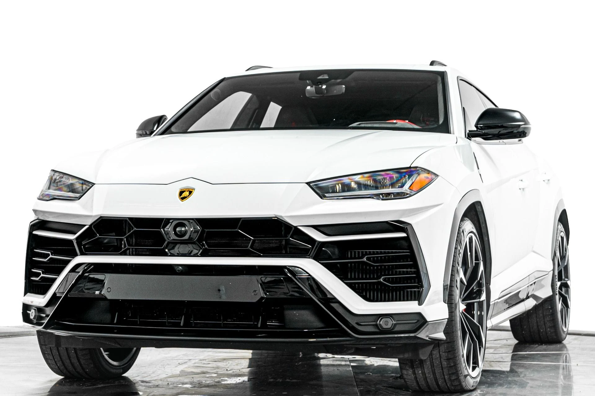 mph004_2742853992_Used_2022_Lamborghini_Urus_1792605260_5b6e3a65d0