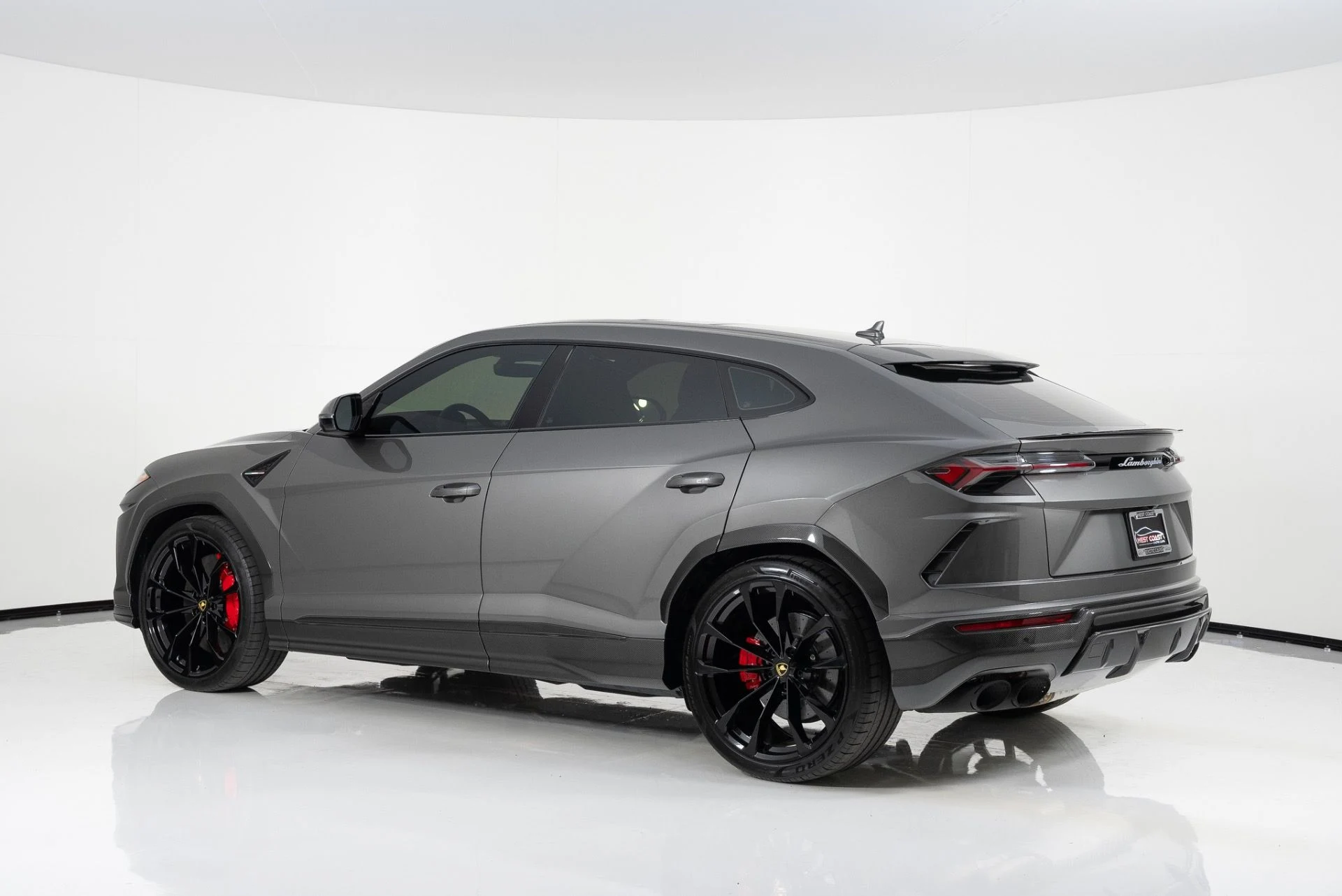 mph004_2744209342_Used_2021_Lamborghini_Urus_1780937712_909a8547f6