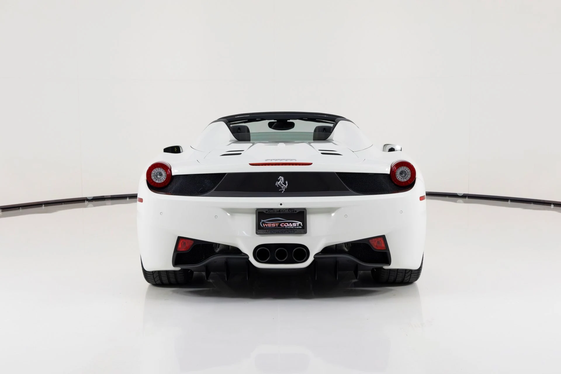 mph004_2747057145_Used_2015_Ferrari_458_Italia_1766013360_1f41f34cdb