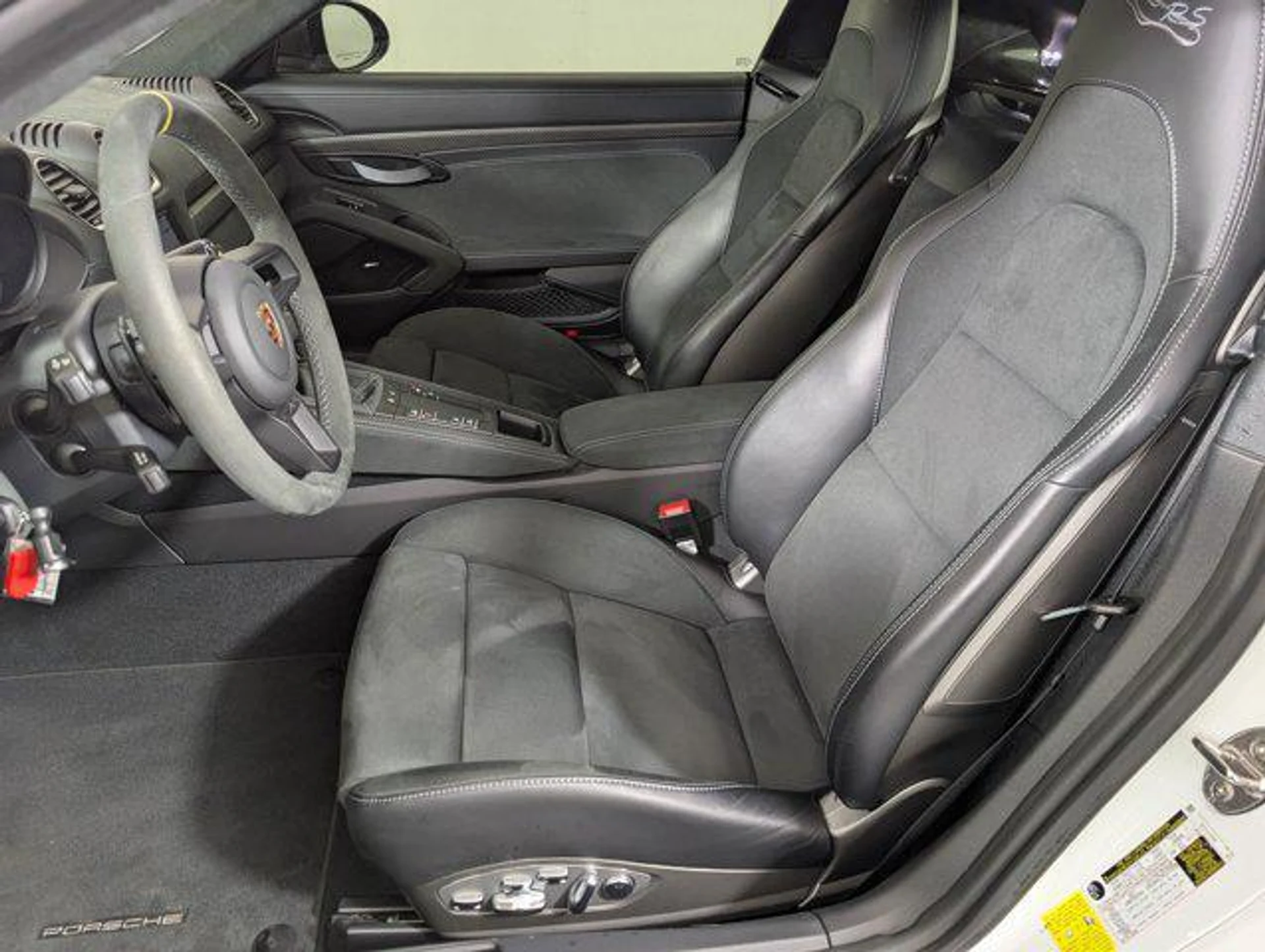 mph004_2757451070_xp_VP_1247_O_Qc_V_Jcj_M9wada_Dvf_O_Cg_29fcc97423