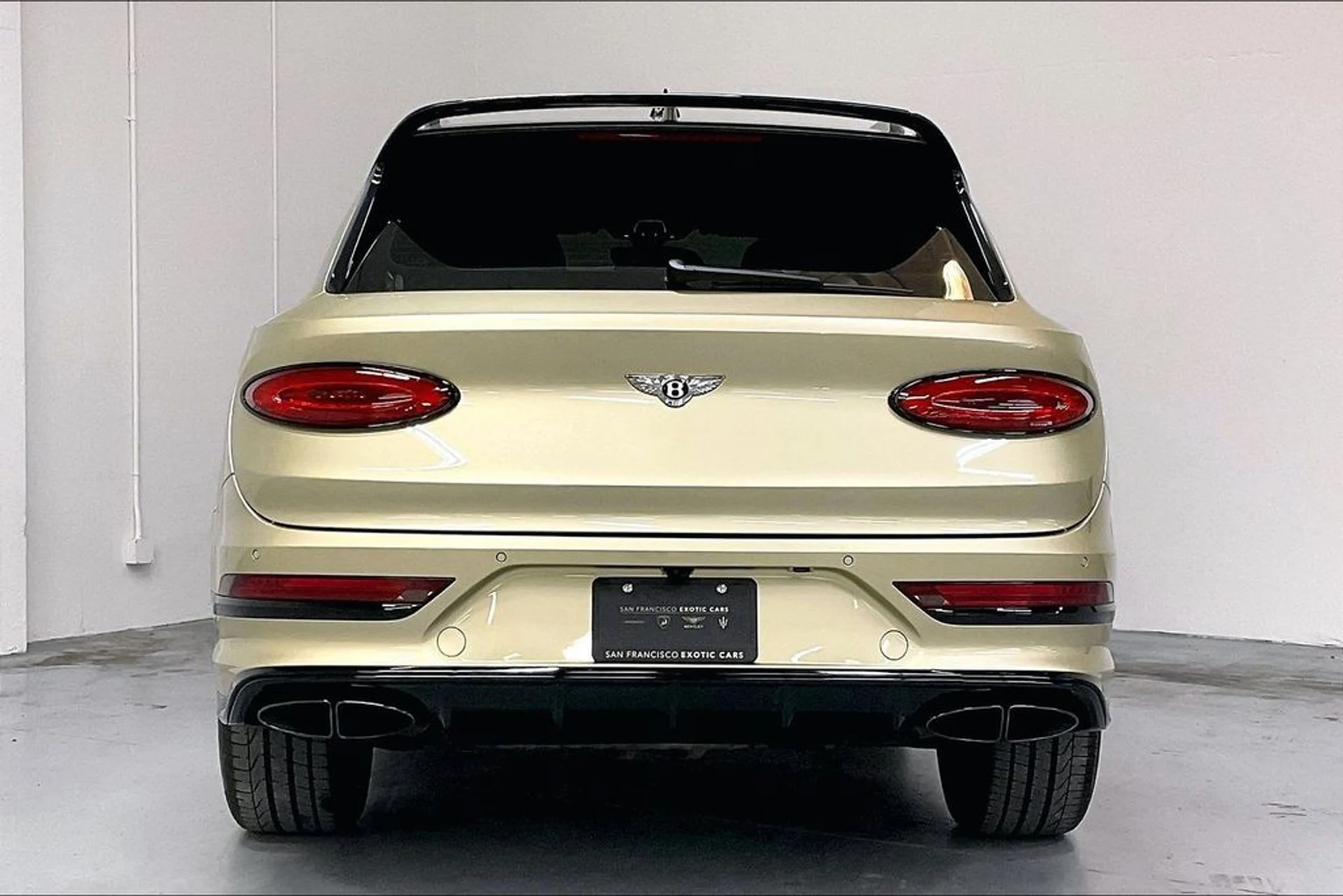 mph004_2758376728_612681d7779b61486a03d14a7f781802x_8935af2996