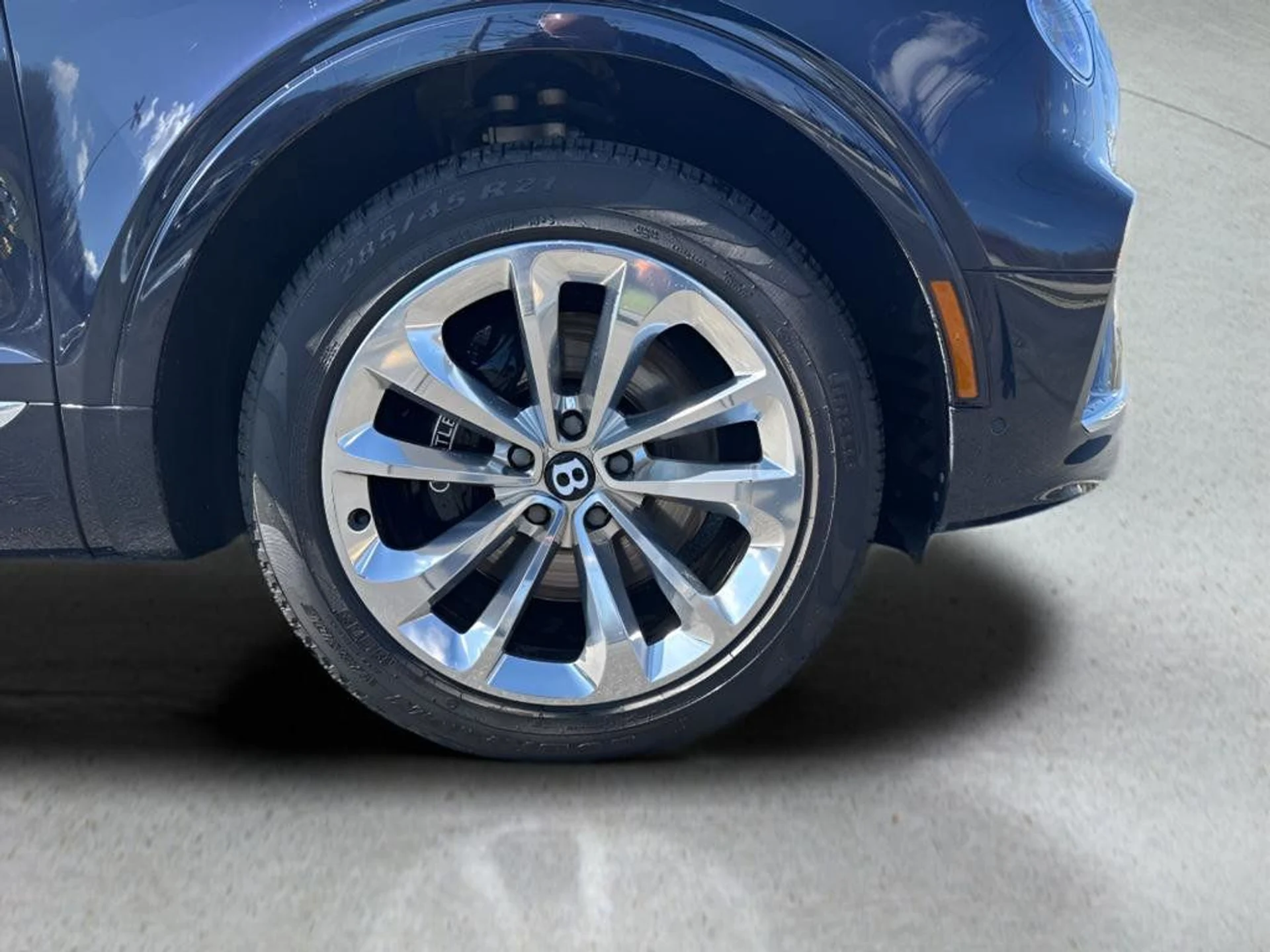 mph004_2763614535_5a41bf90589648fcab6548cdf1a397e1_4a49764ae5