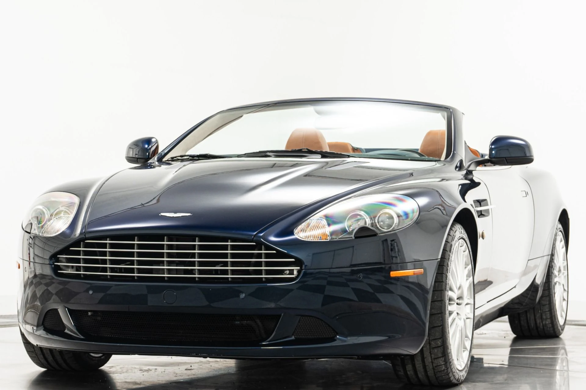 mph004_2767121971_Used_2011_Aston_Martin_DB_9_Volante_Two_Tone_Interior_V12_Power_1780003094_457b95f97d