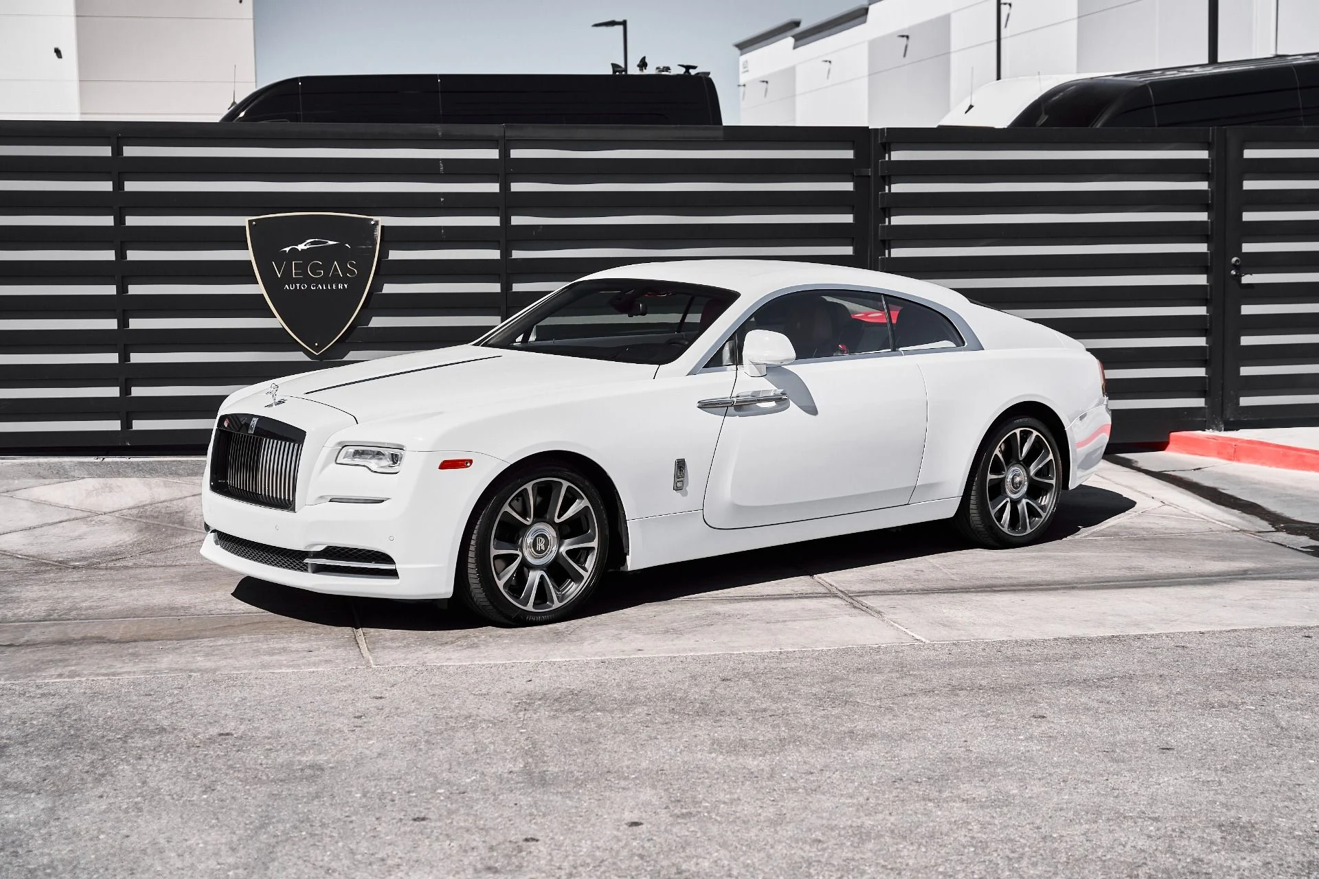 mph004_2771028416_Used_2020_Rolls_Royce_Wraith_Base_1775285098_e317aff696