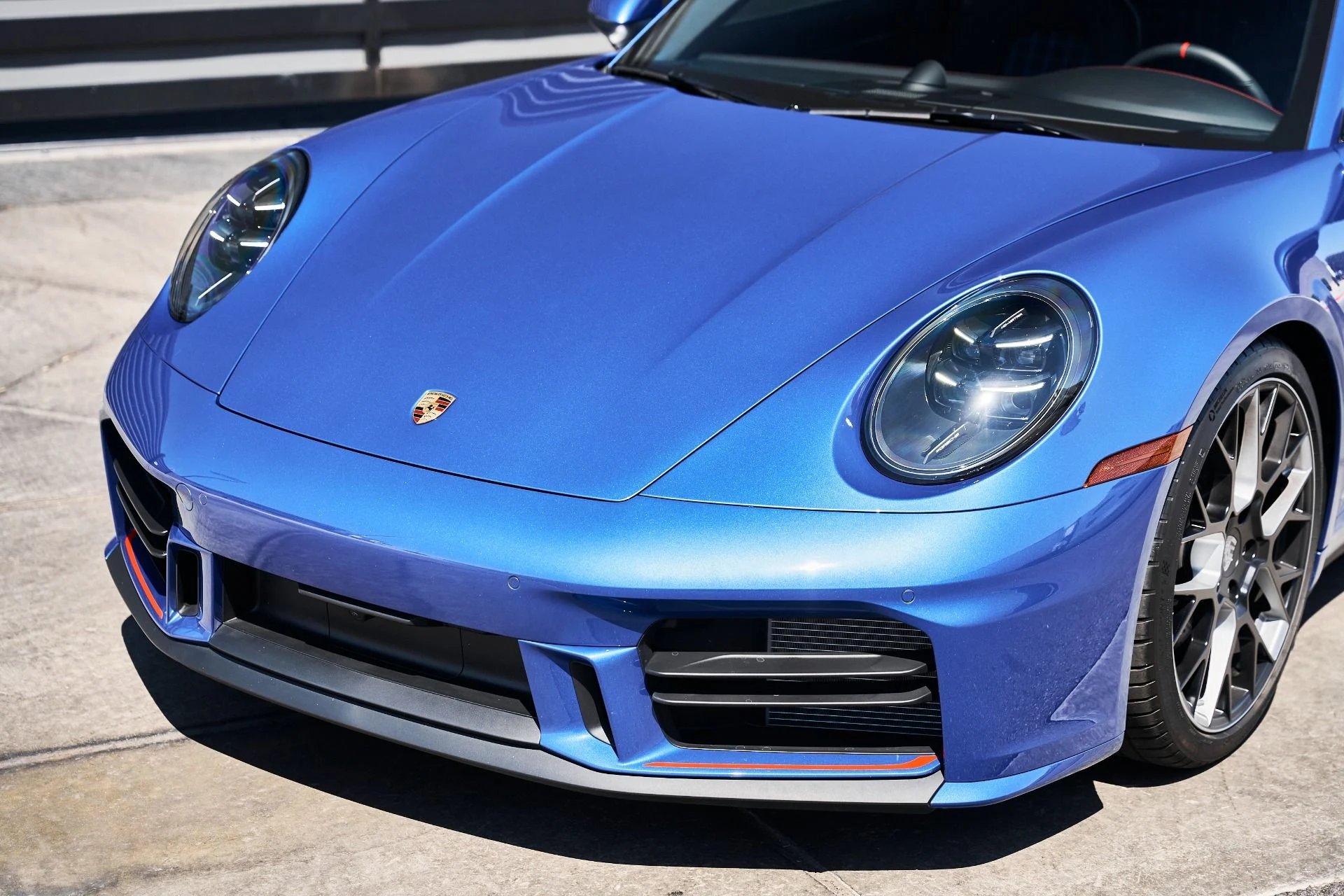 mph004_2772360724_Used_2026_Porsche_911_Carrera_T_1778550908_2f264f8941