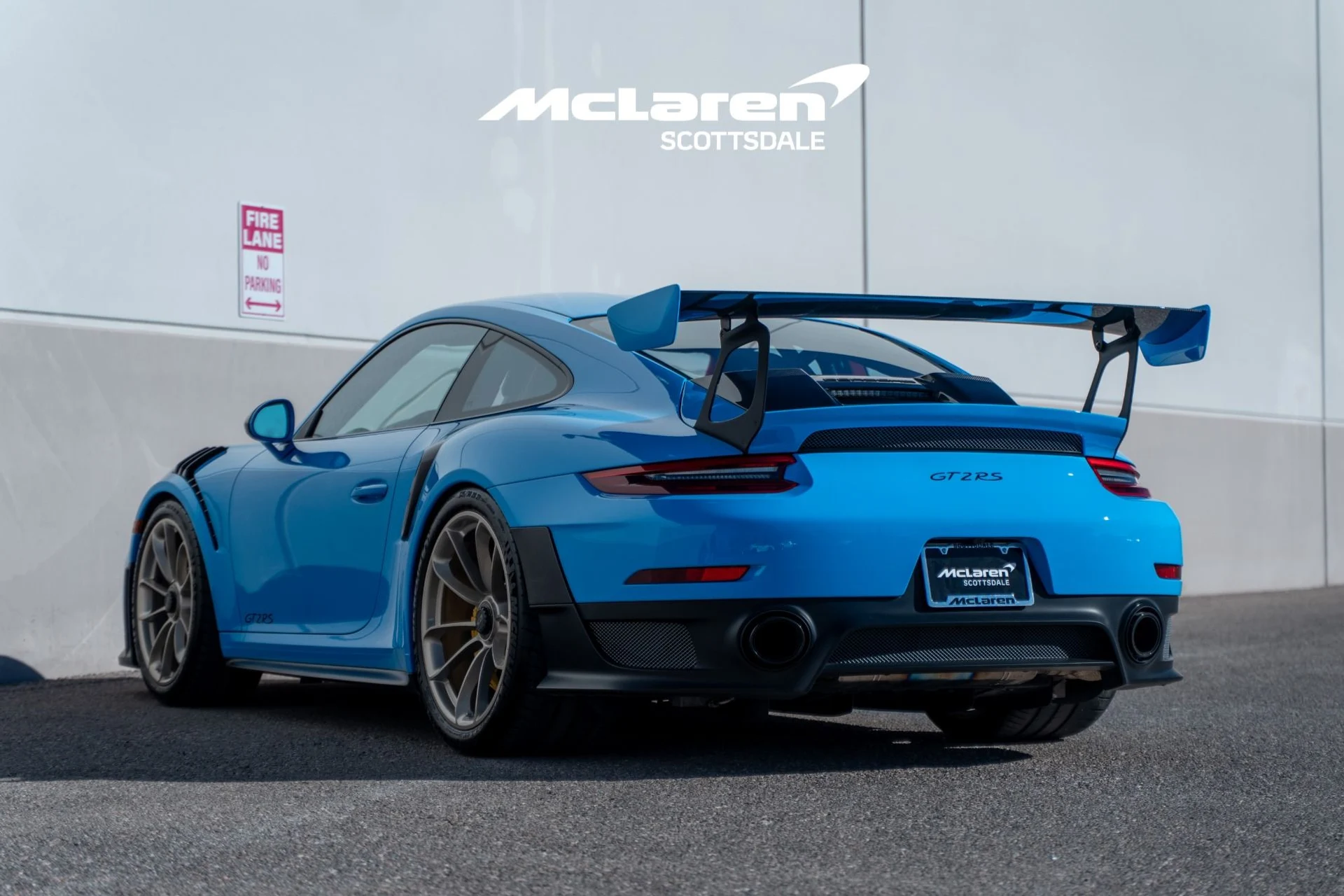 mph004_2772713715_Used_2018_PORSCHE_911_GT_2_RS_1765679912_20e668cb84