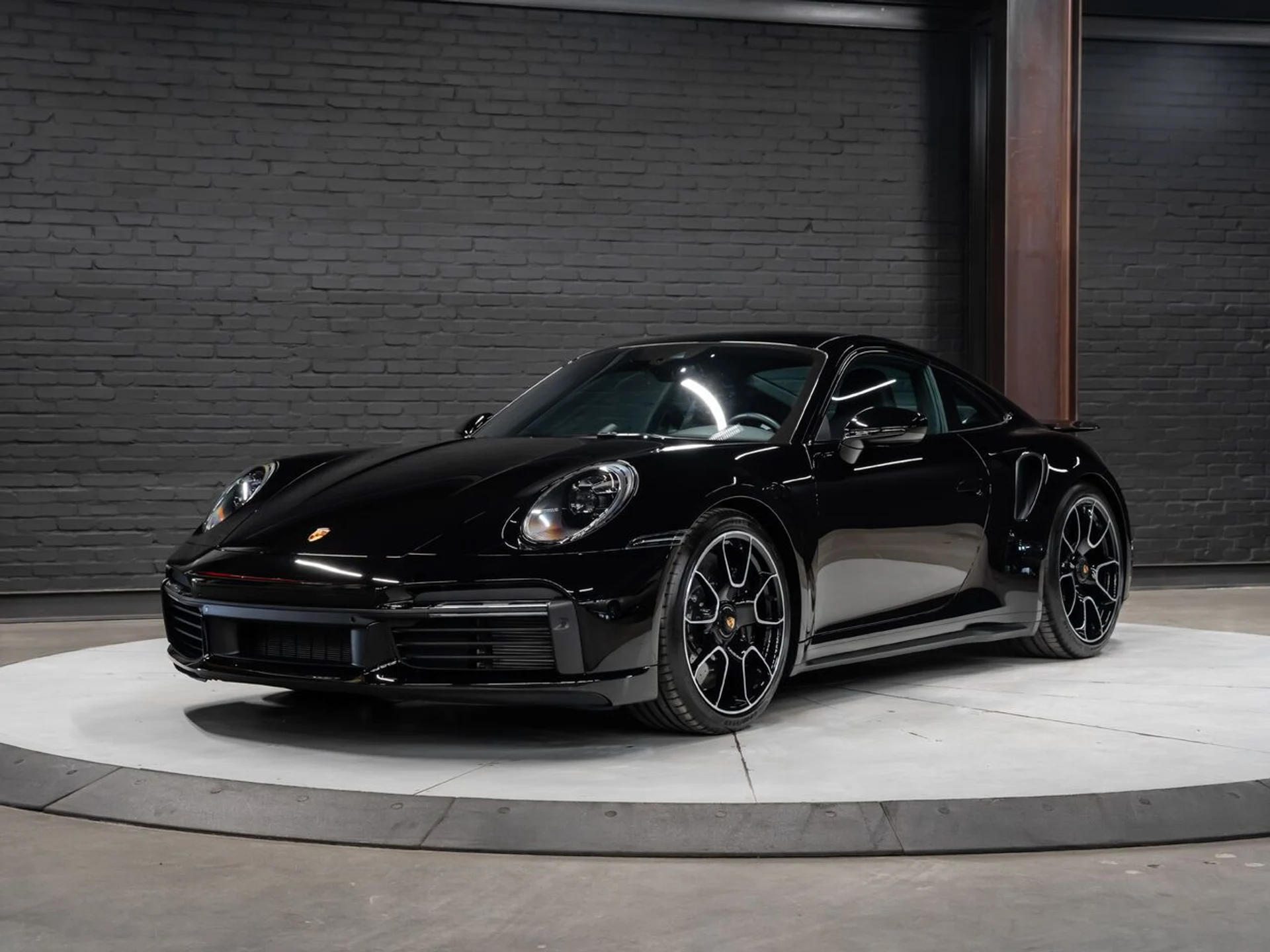 mph004_2773337366_porsche_911_2022_381cf932ad