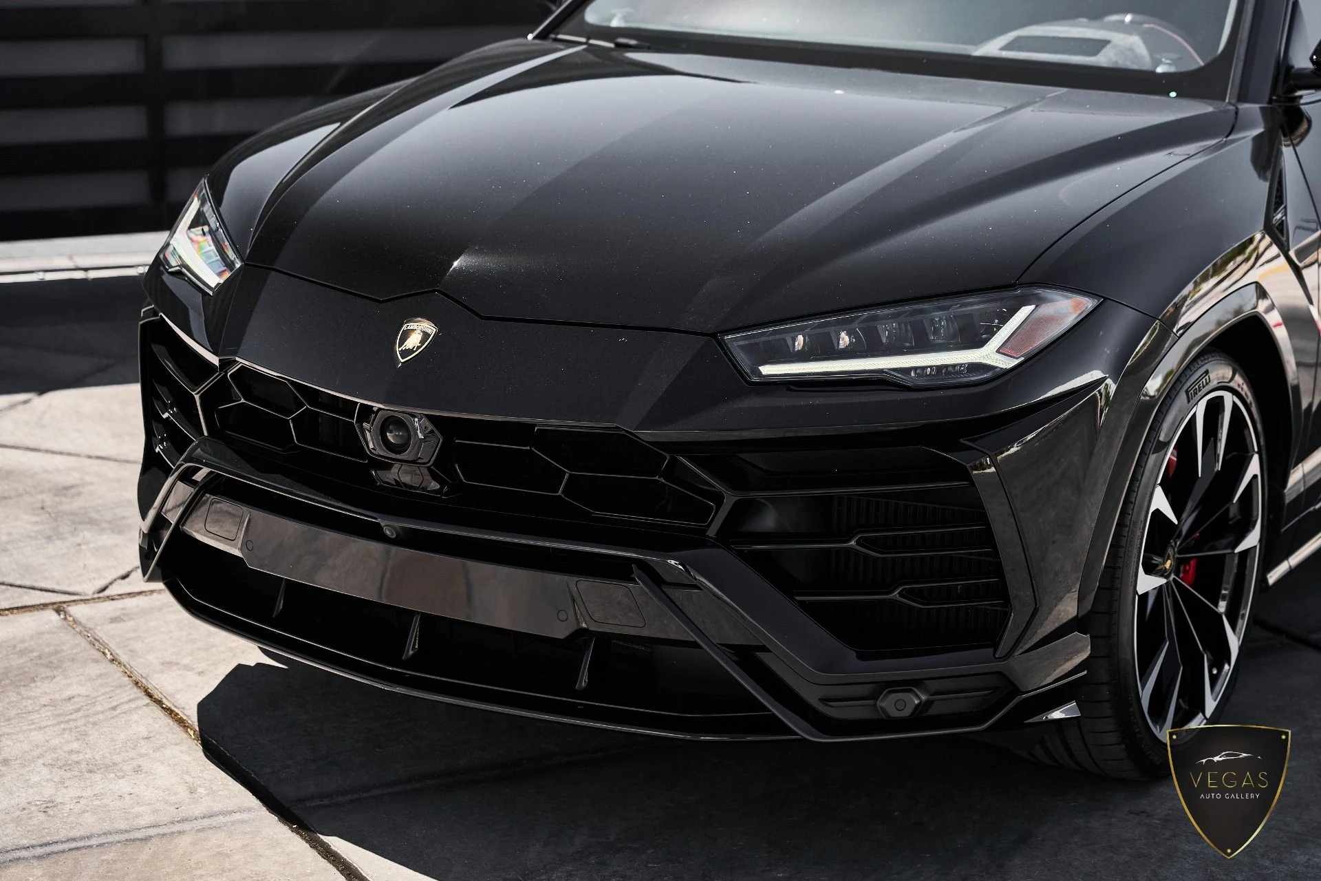 mph004_2773569042_Used_2022_Lamborghini_Urus_1782337539_085248275e