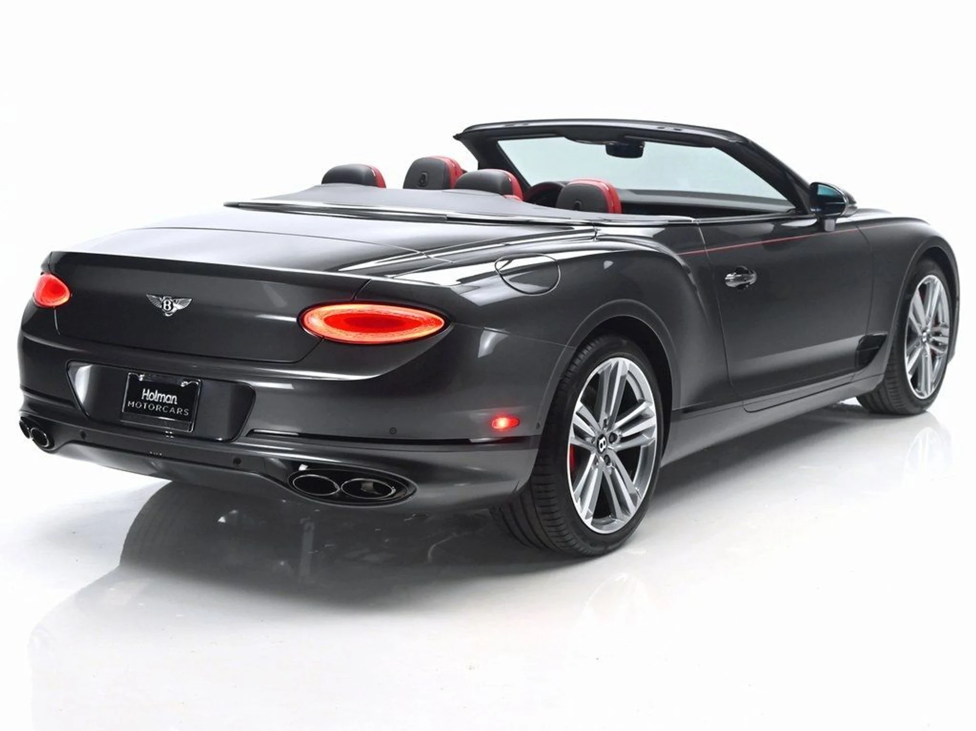 mph004_2782638080_e2c4303cd2433648bbd33bf109e35b33_200f125874