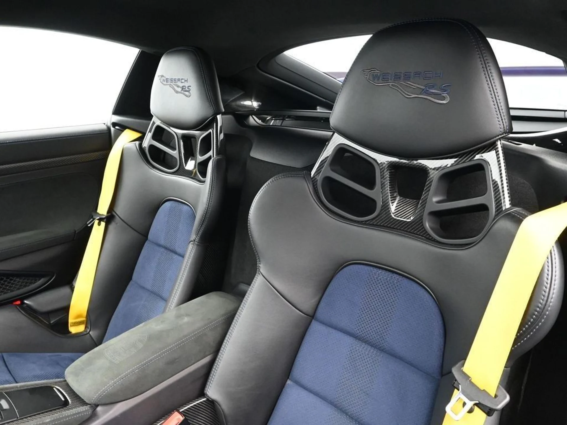 mph004_278662987_a3e5a4ce3f7d0edbc1a48389b17ef045x_86405f240f