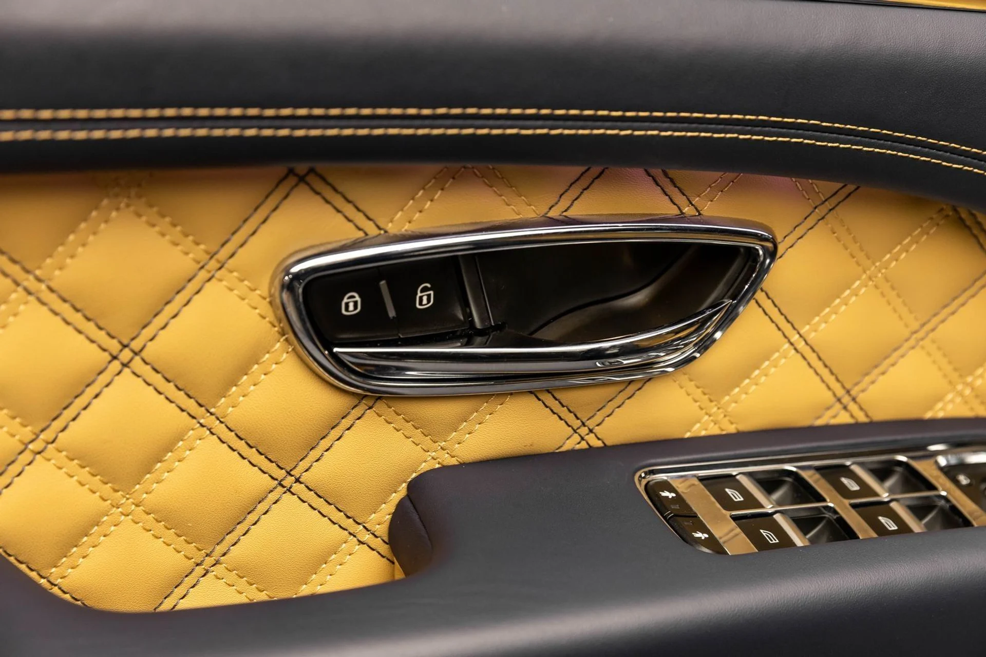 mph004_278835989_5_80718f4285