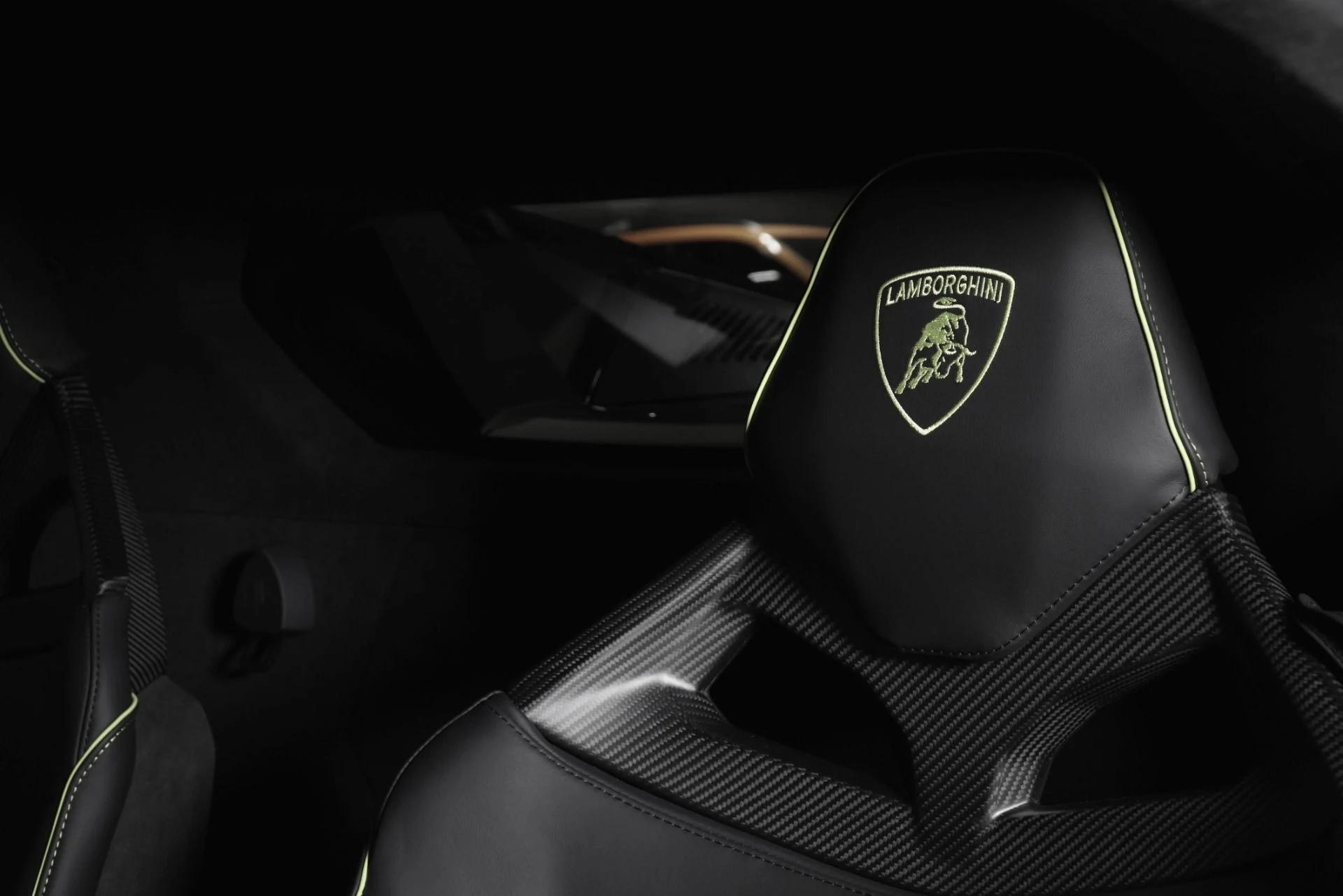 mph004_2796176306_New_2026_Lamborghini_Temerario_1790615623_733221a9c6