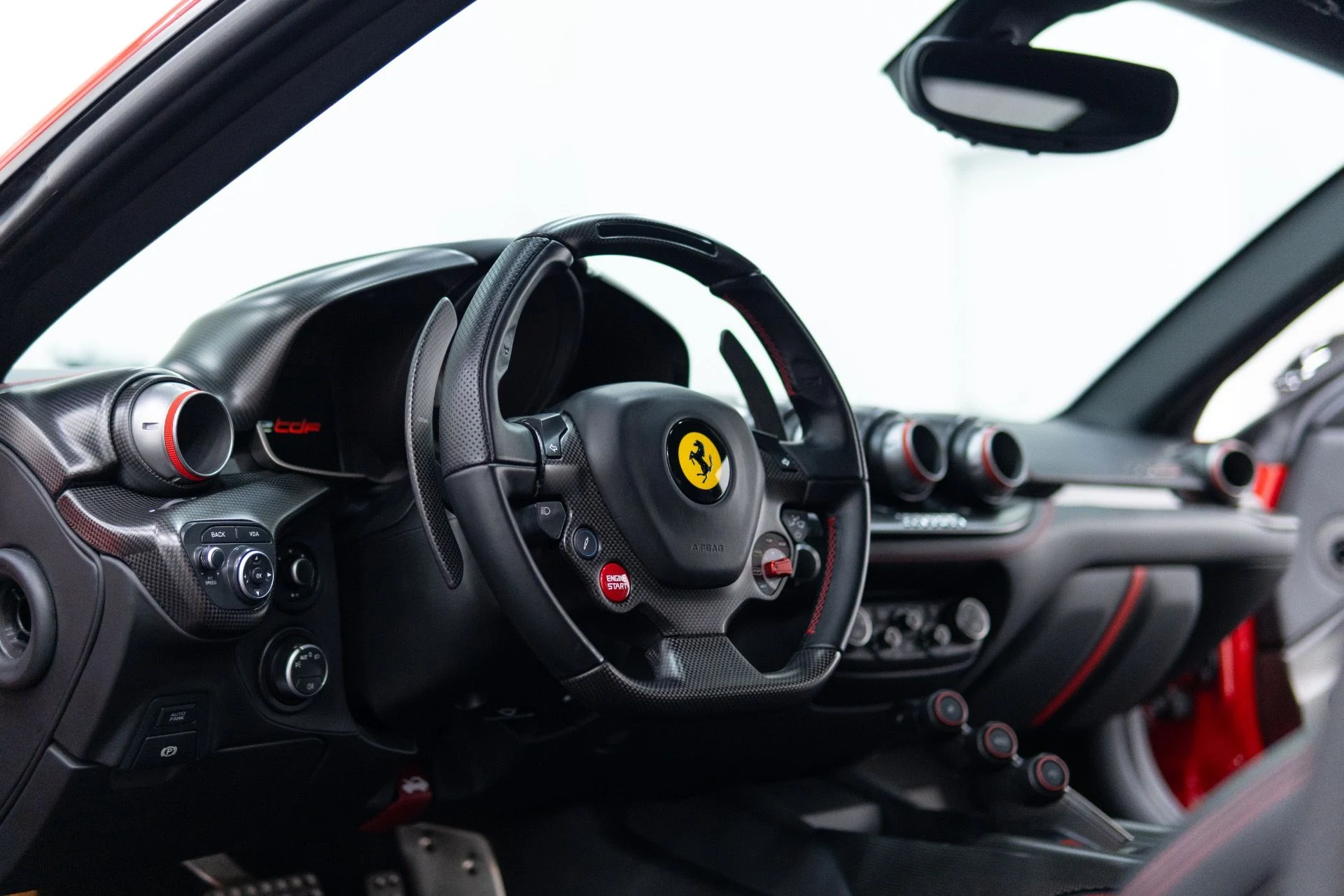 mph004_2797153406_Used_2017_Ferrari_F12tdf_1788471792_5b0cdc619c