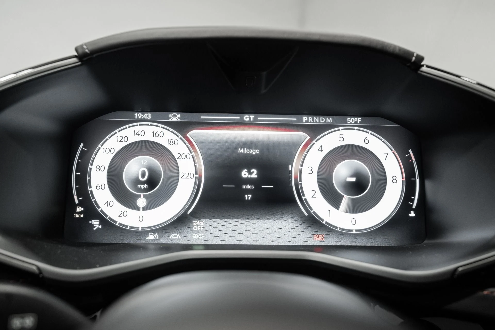 mph004_2803570963_New_2026_Aston_Martin_DBX_707_1765217762_2deed7b8c6