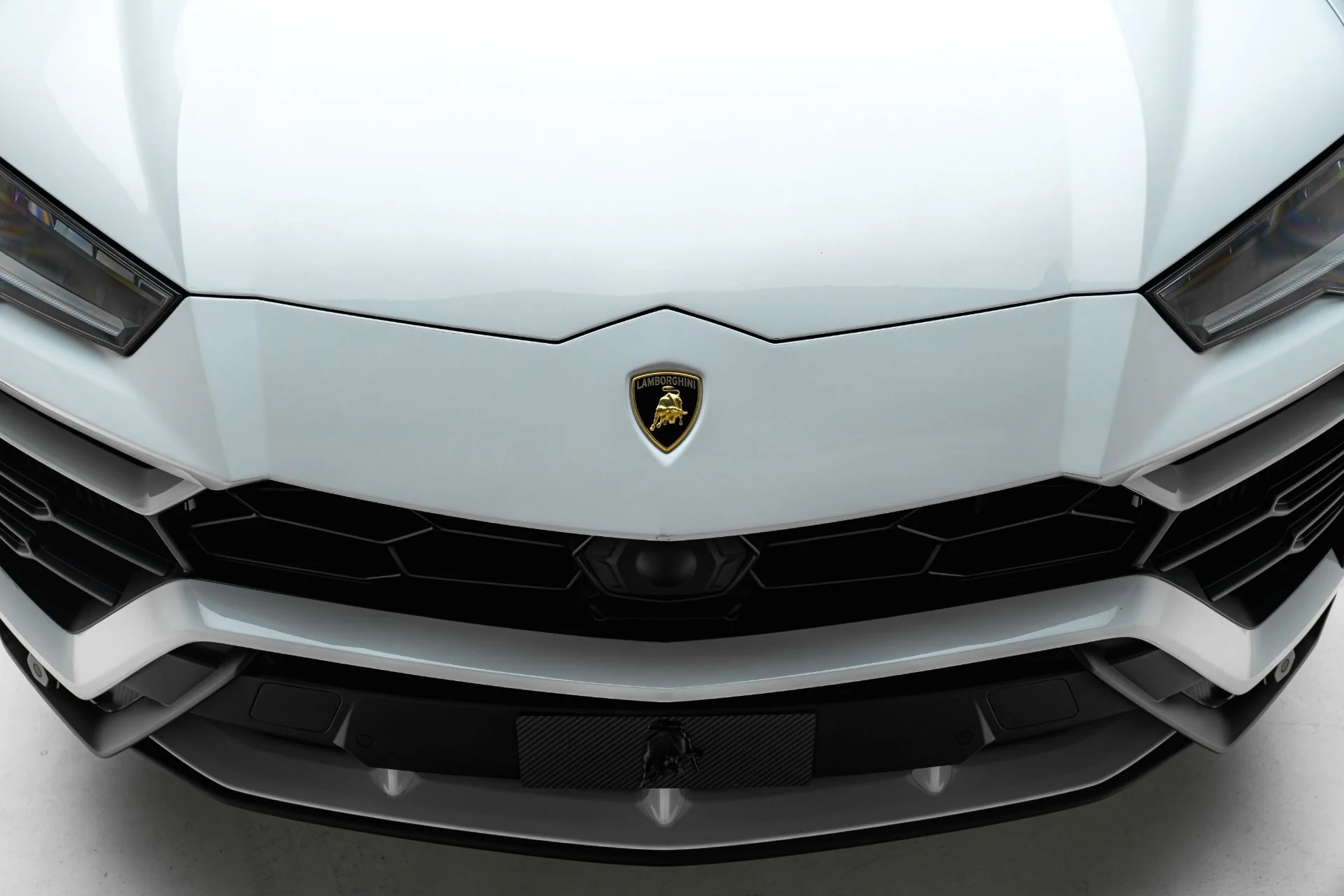 mph004_2807989124_Used_2020_Lamborghini_Urus_1780965449_5c7976e1d3