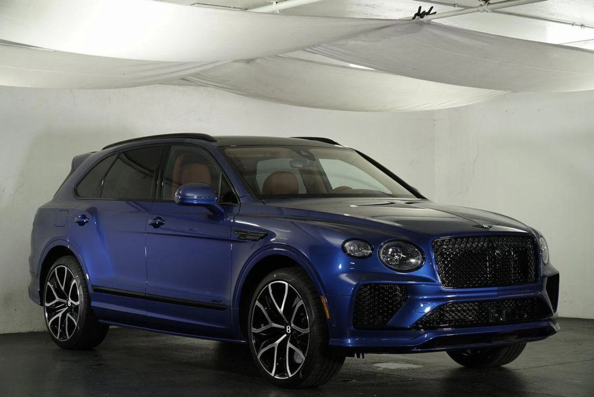 mph004_2813414953_k_V_Div_Wop_Jm_AP_40_Qh9v6_O81o_V88c_a7645a0136