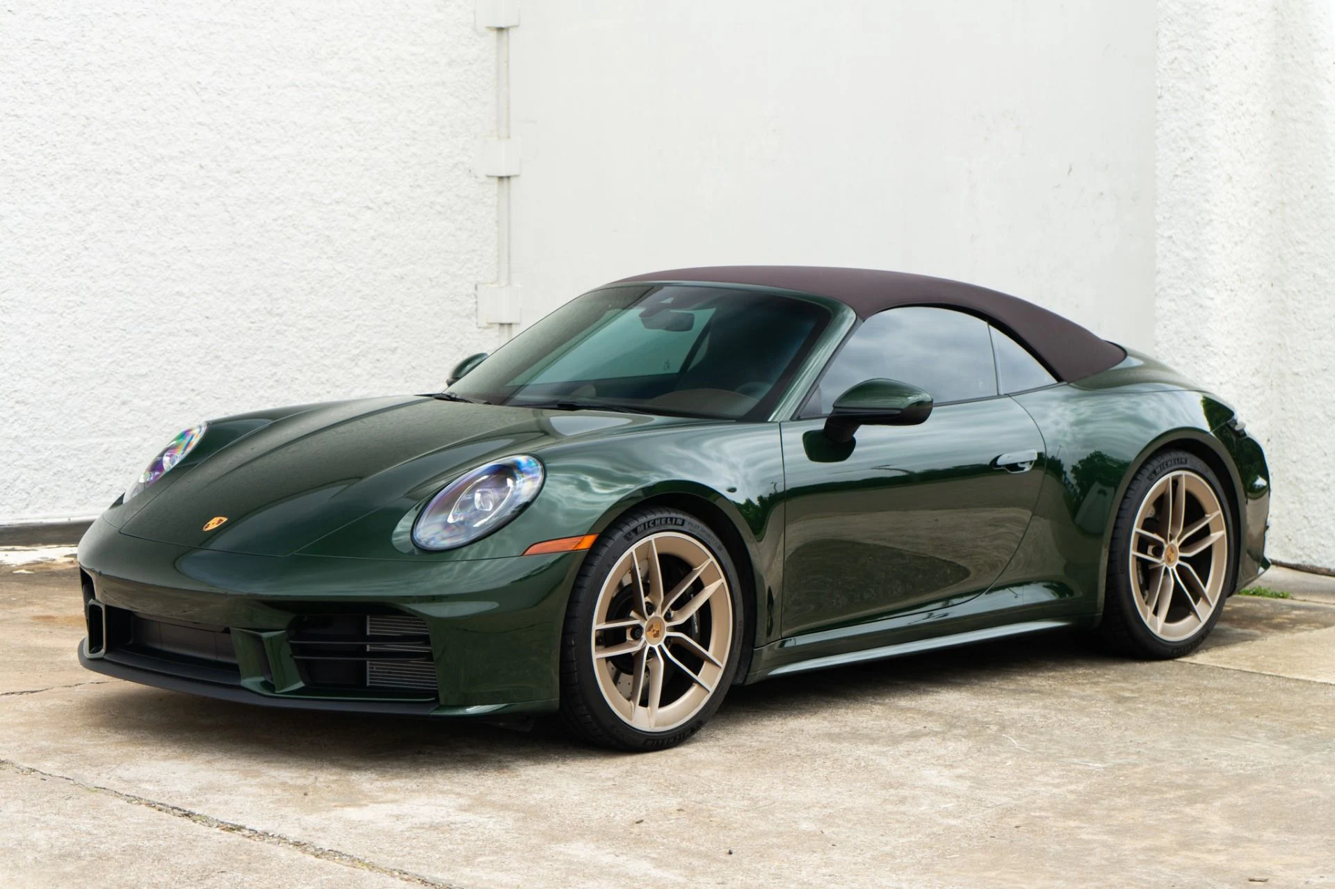 mph004_2819006799_Used_2026_Porsche_911_Carrera_S_1778259598_4d747fbee7