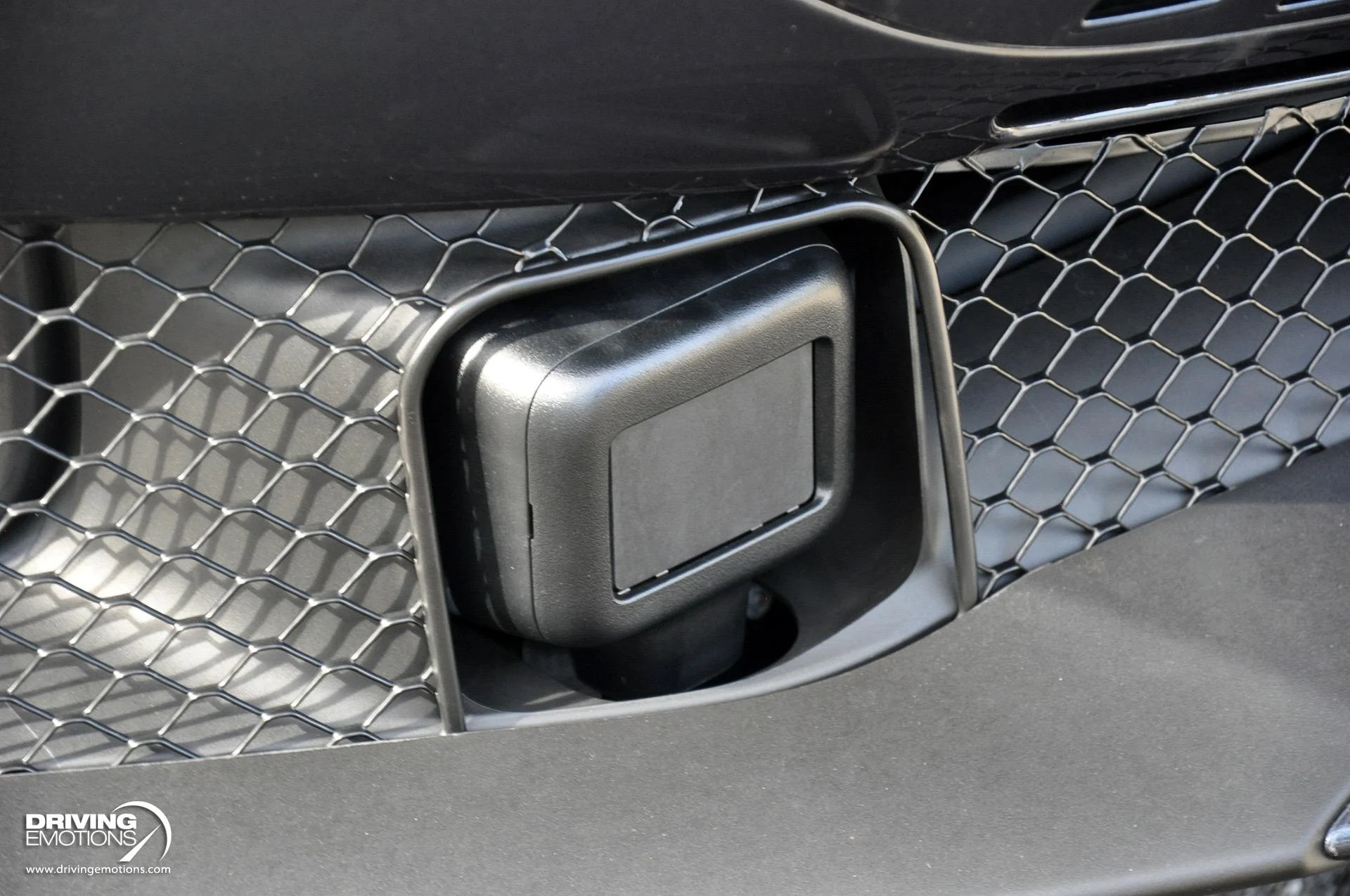 mph004_2826181720_882_p5_l_864932f53e