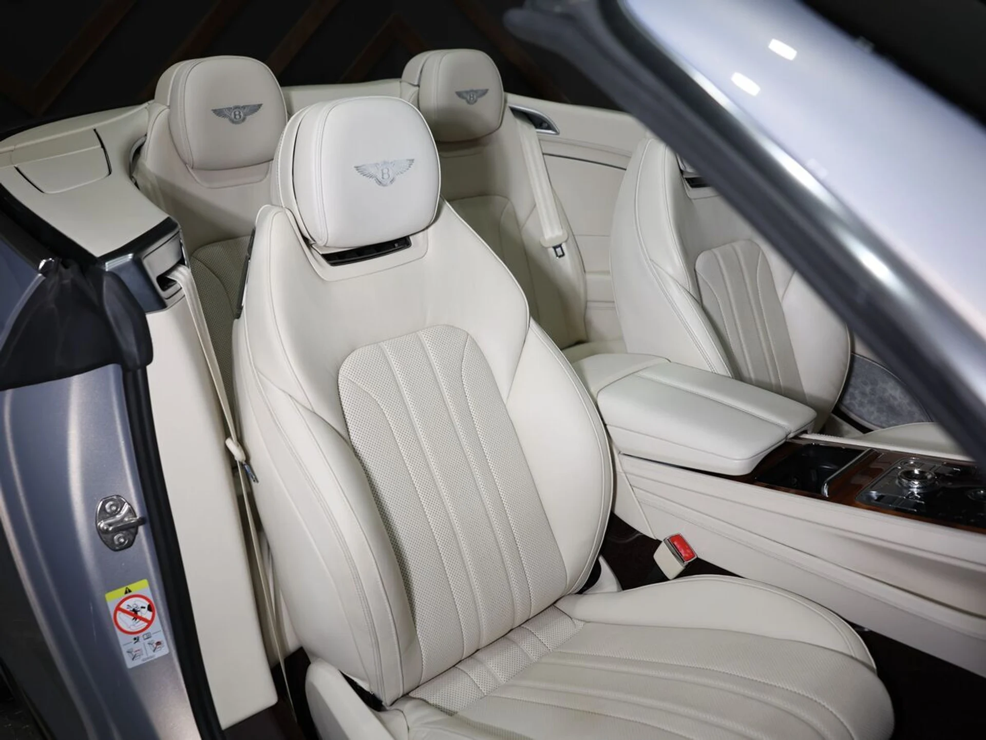 mph004_2827839683_1m4vrgzatdpgl5ka1vmg5bn6muv0_cd0cb4a328