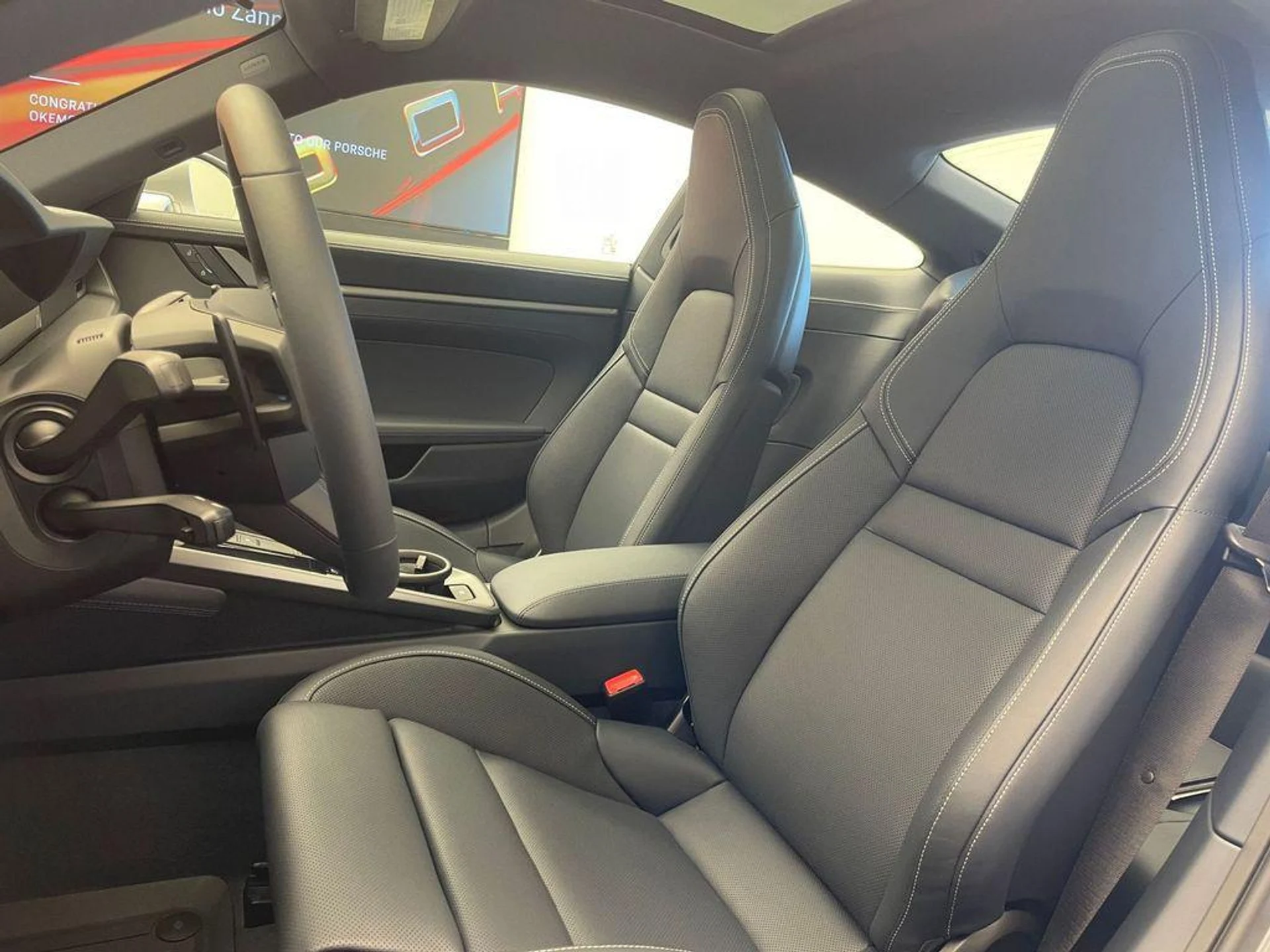 mph004_2829506121_cv_FO_Cd_Gv7q_E_Xwe9_Uf_Exmwz_PE_Qs_243bd77df5