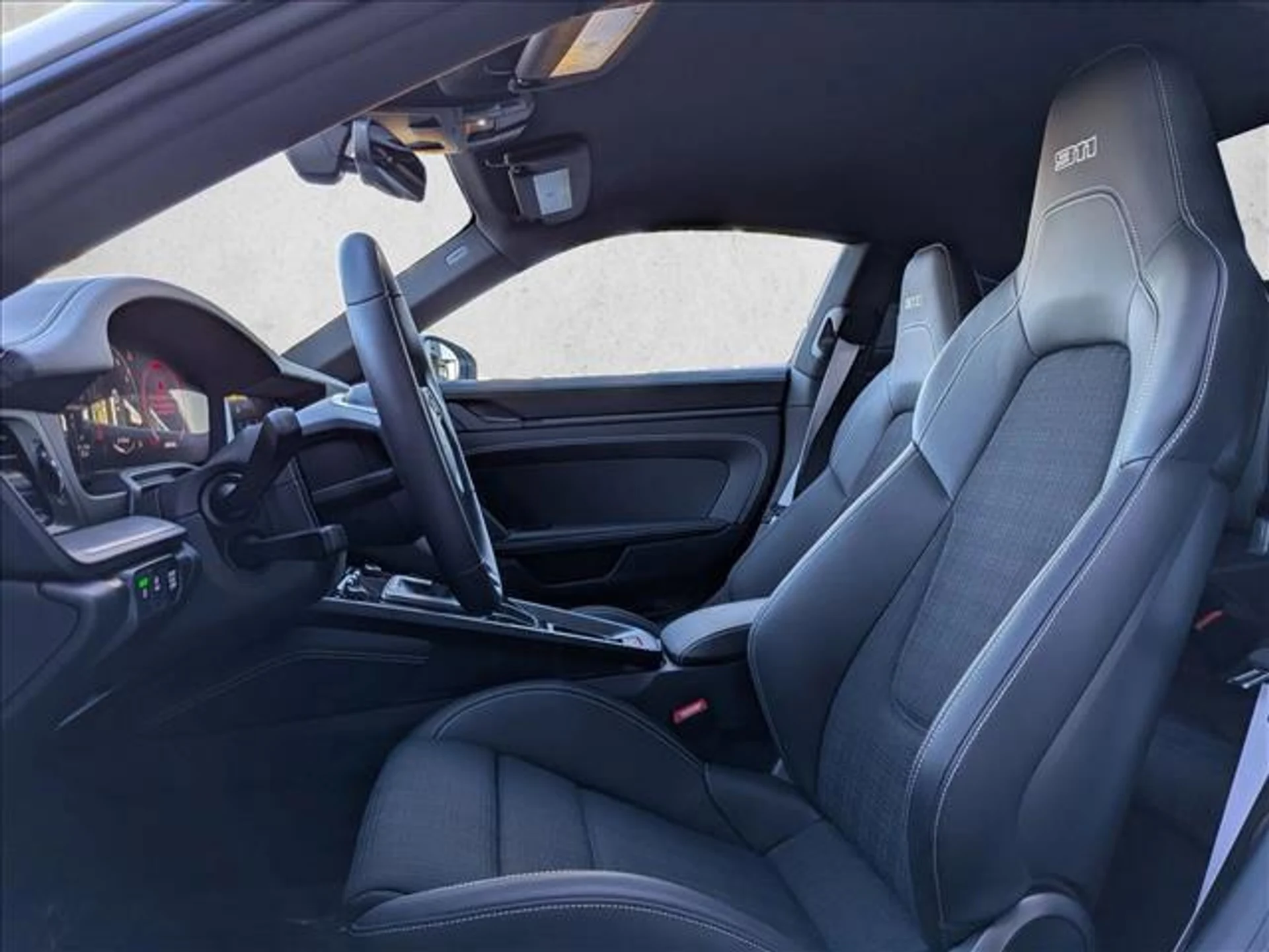 mph004_2839216144_y5_Q4_fyu_C8u_Ef2_Wo4q5_Y4gue46_E_49f8738305