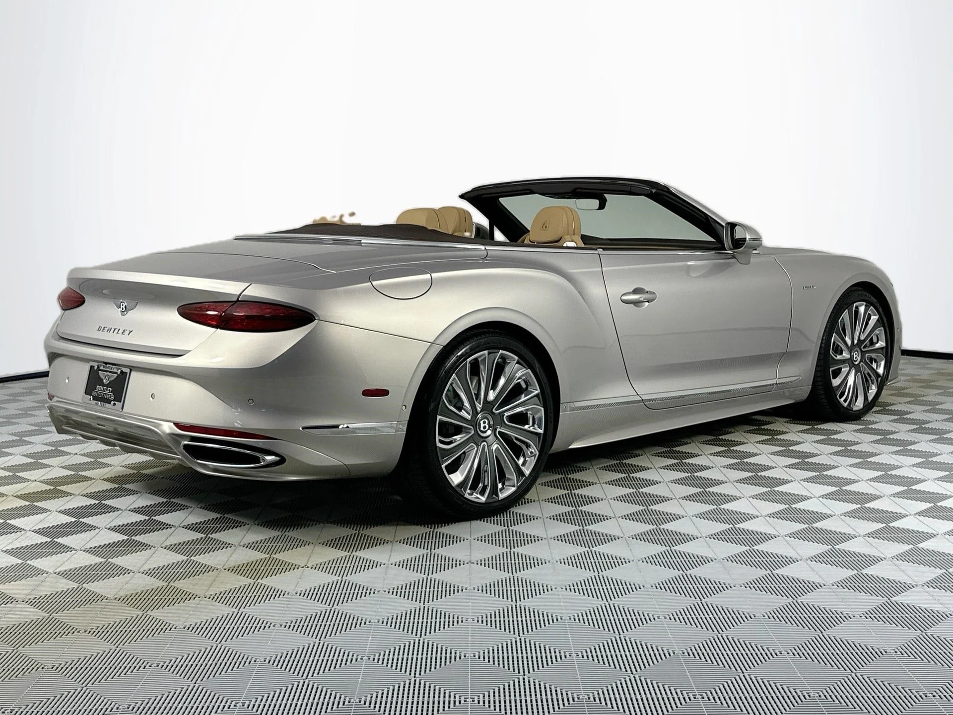 mph004_2839234836_5_f00970191e