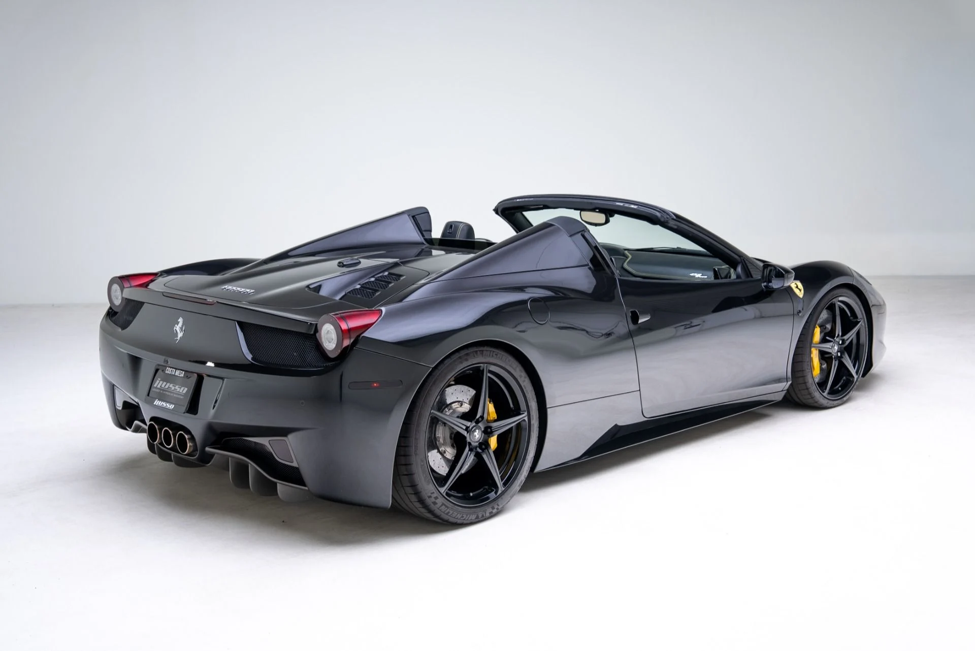 mph004_2839989121_Used_2015_Ferrari_458_Spider_1768509966_459a7f8708