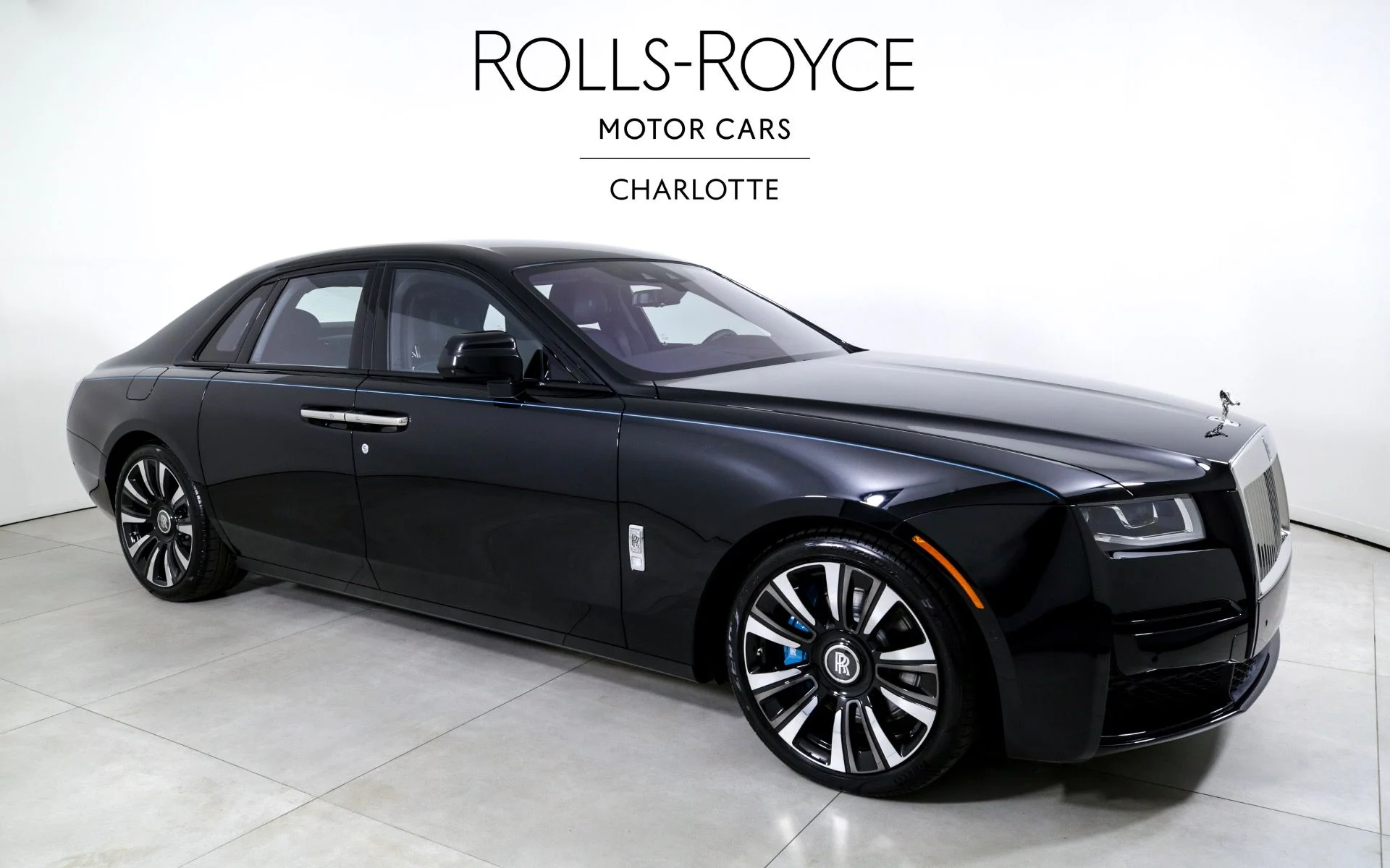 mph004_2844266138_Used_2024_Rolls_Royce_Ghost_1746461568_828f883166