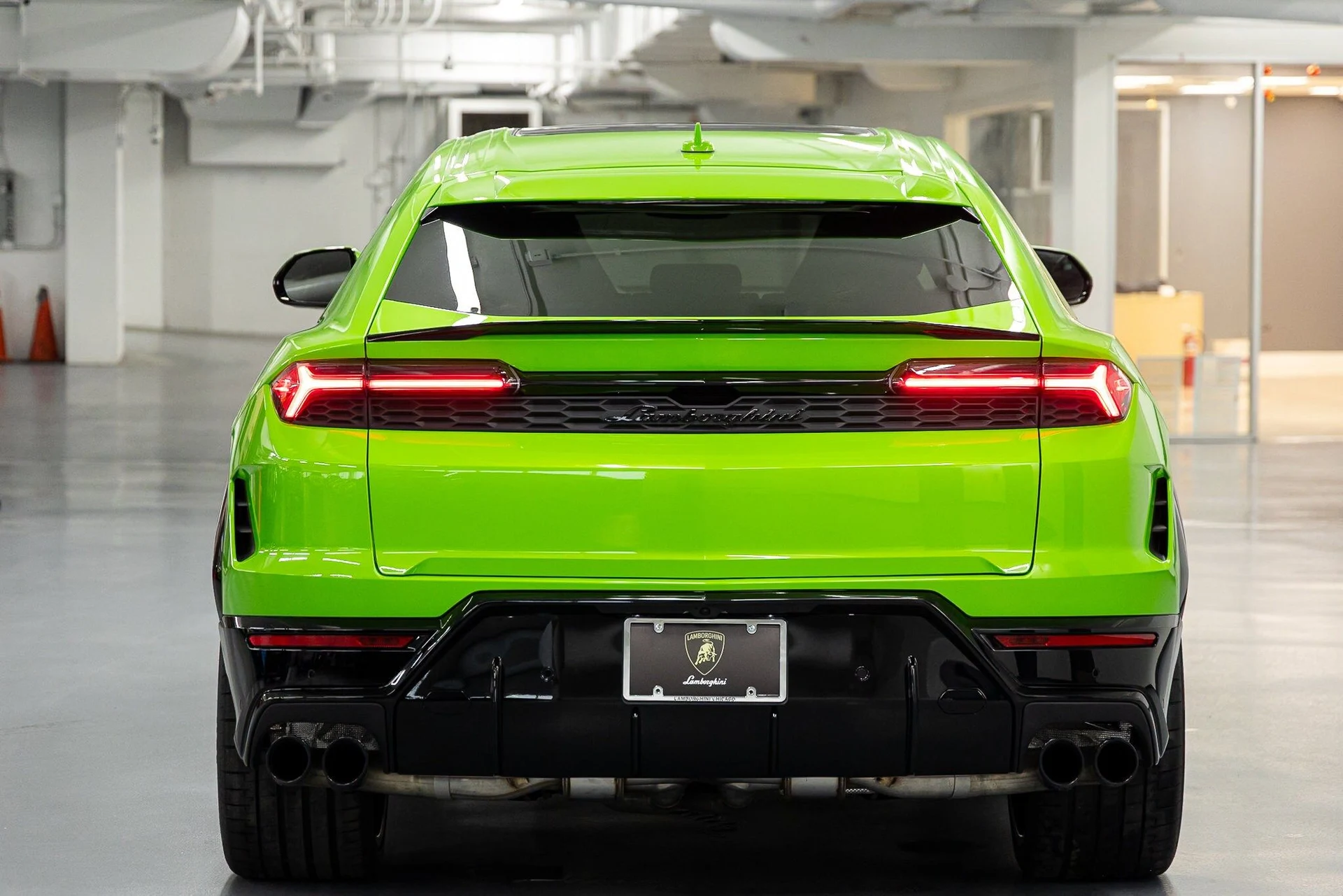 mph004_2844914393_9b5f1371d7081b3a5b4857f086e09548x_062140a258