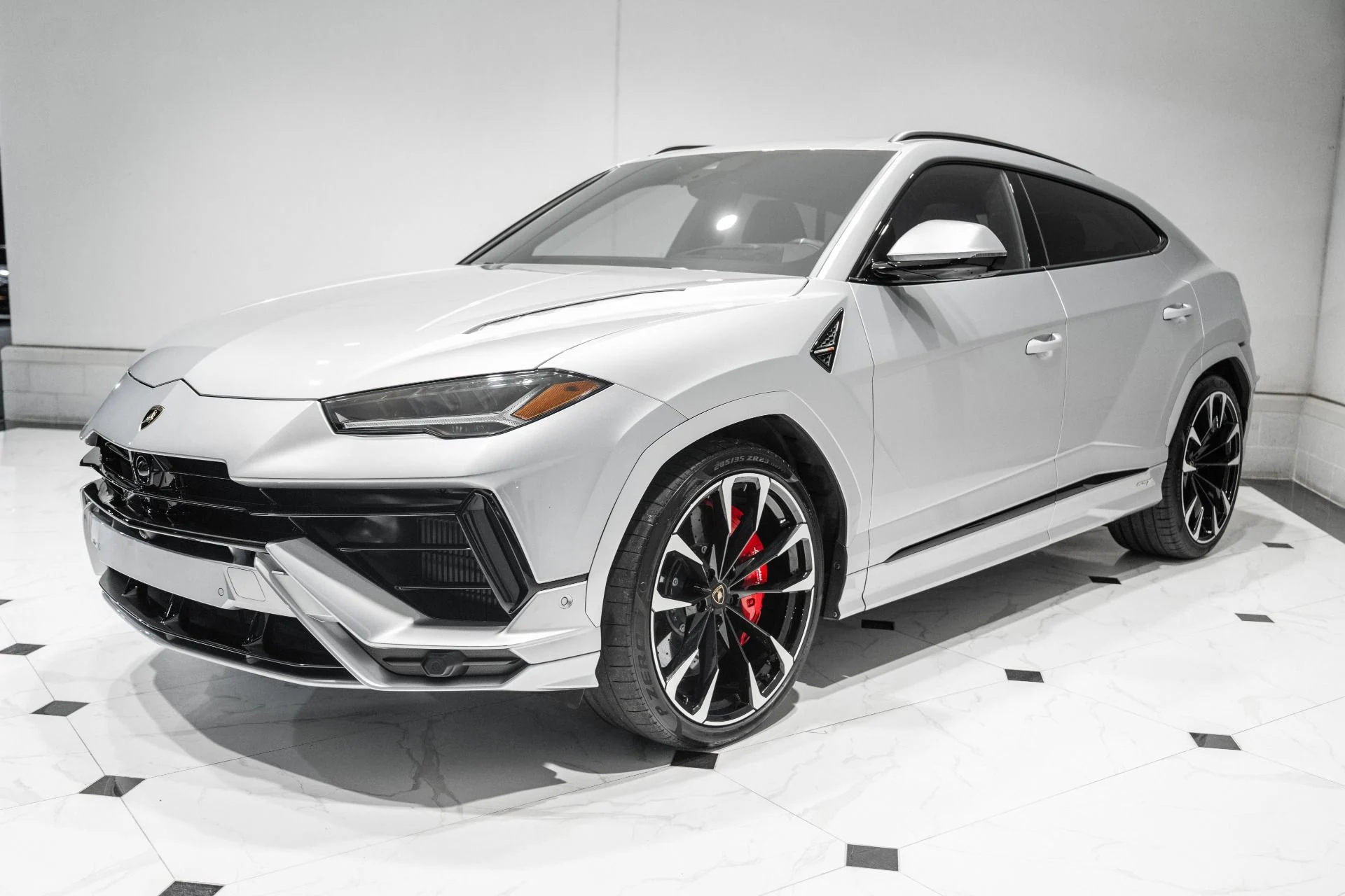 mph004_2847449311_Used_2024_Lamborghini_Urus_S_1773253440_e44bdd68fa