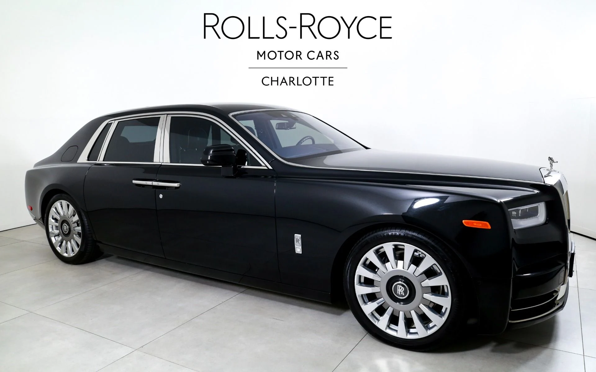 mph004_2851506496_Used_2020_Rolls_Royce_Phantom_1781192797_85b6fedb1c