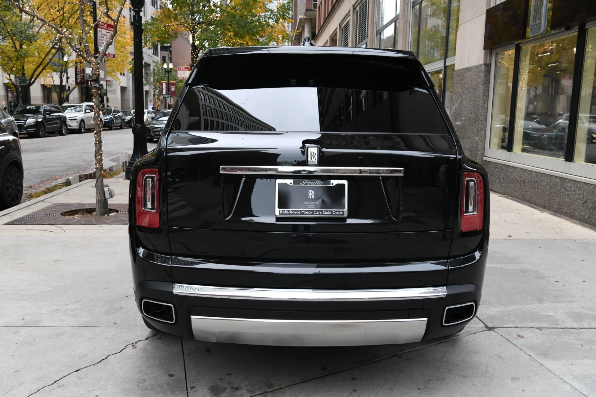 mph004_2861329337_11027_p6_l_c099b3c0fa