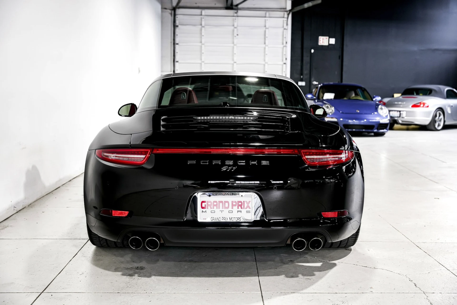 mph004_2870224793_32b17b3166b59d78e1b3fb399f7ca328x_417036138e