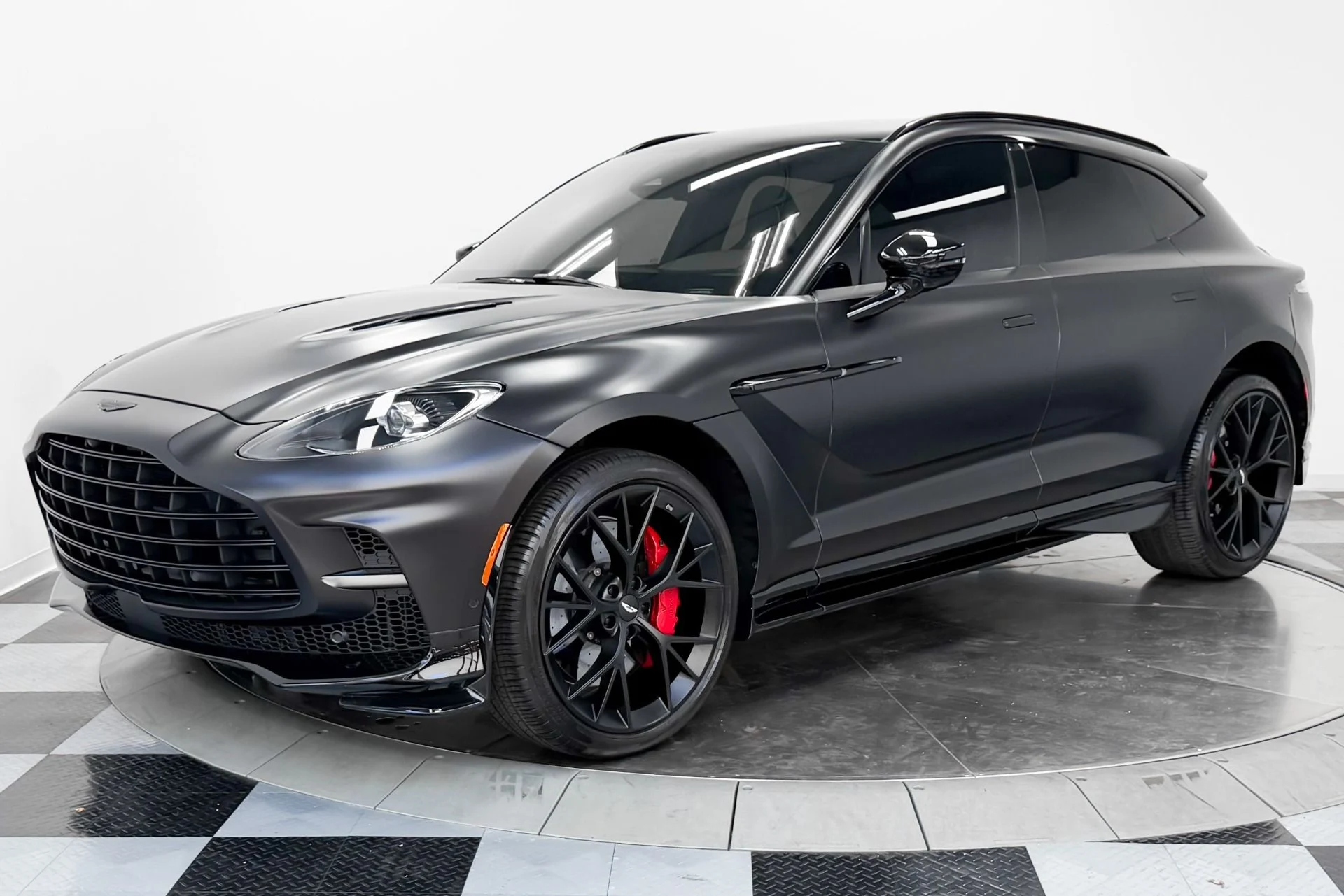 mph004_2870234268_Used_2025_Aston_Martin_DBX_707_23_Inch_Wheels_Matte_Paint_Protection_Film_697_Horsepower_1782413999_0694ea5624