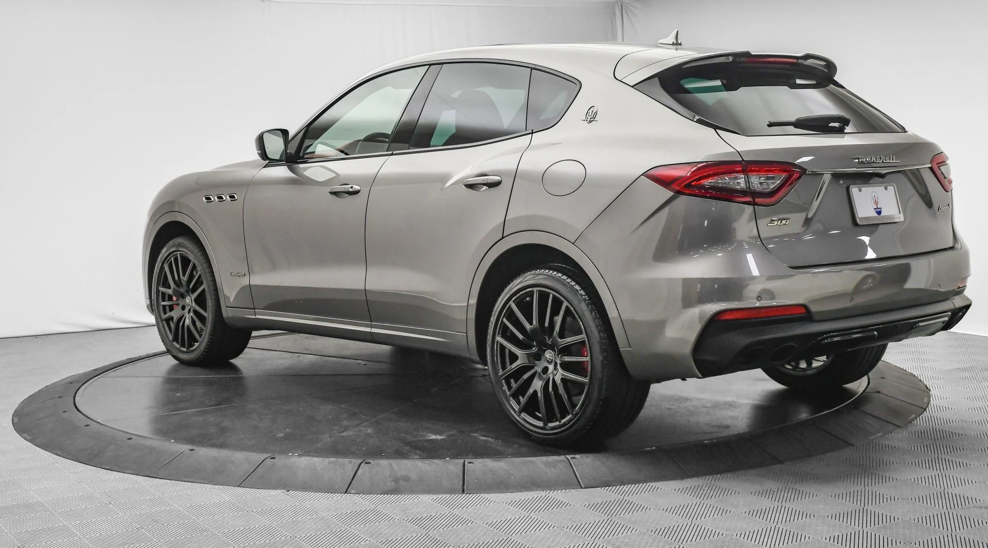 mph004_2876624308_Used_2020_Maserati_Levante_S_Gran_Sport_1753430161_763b602fca