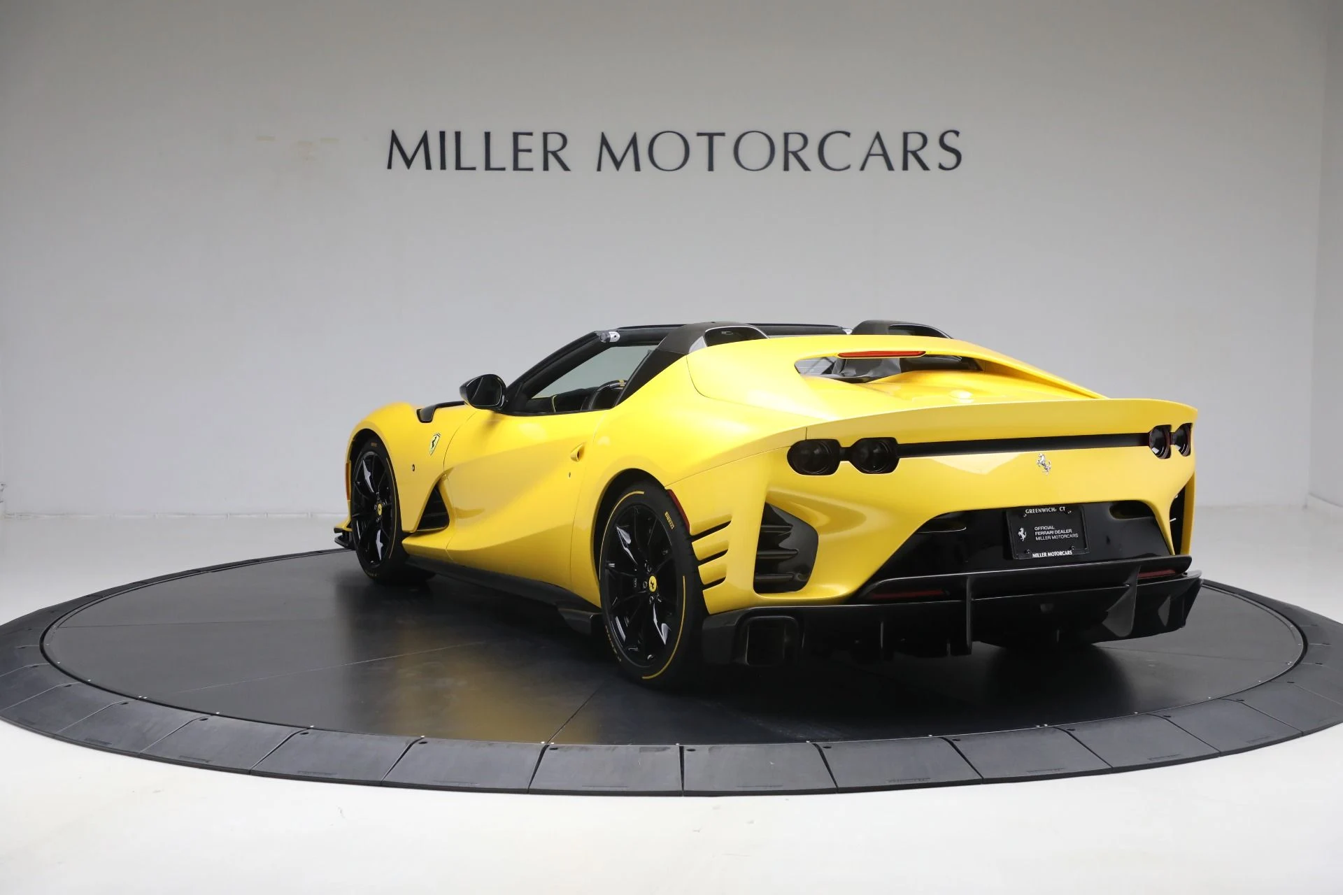 mph004_2881723547_Used_2023_Ferrari_812_Competizione_A_c084efa34c