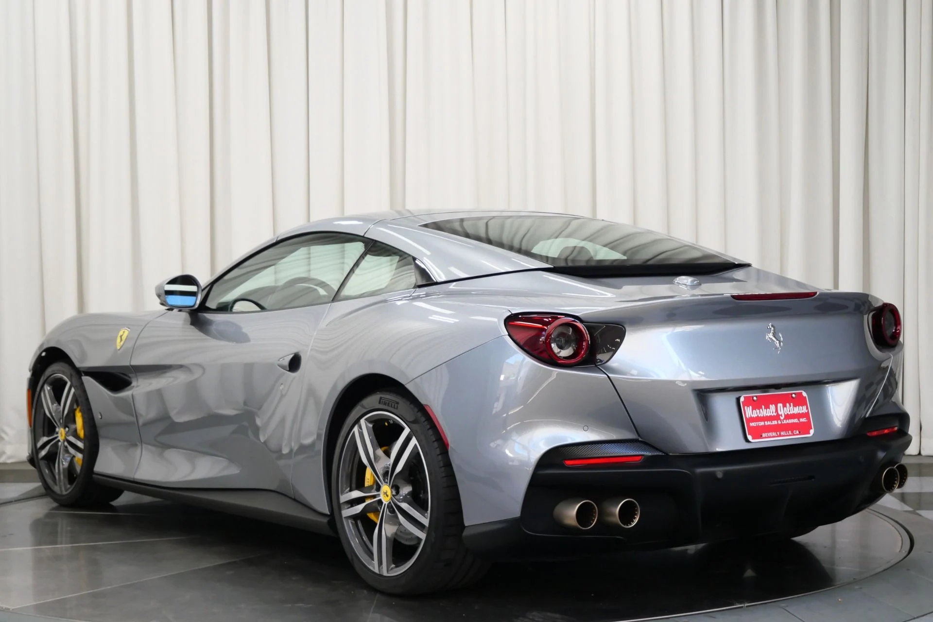 mph004_2883031909_Used_2022_Ferrari_Portofino_M_1754510991_972163bd1d