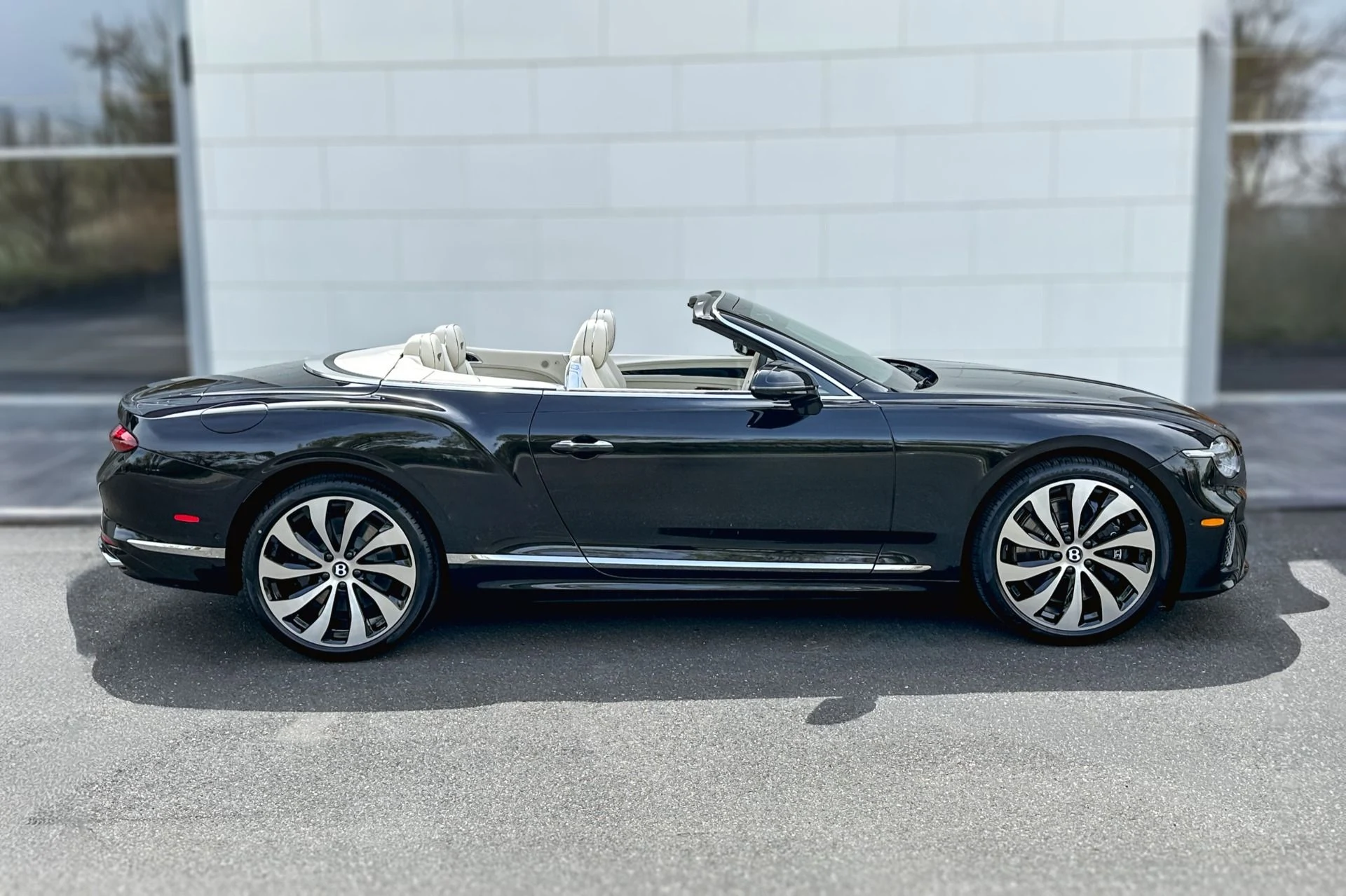 mph004_2901292778_Used_2026_Bentley_Continental_GT_GTC_1784733700_3d41fabd11
