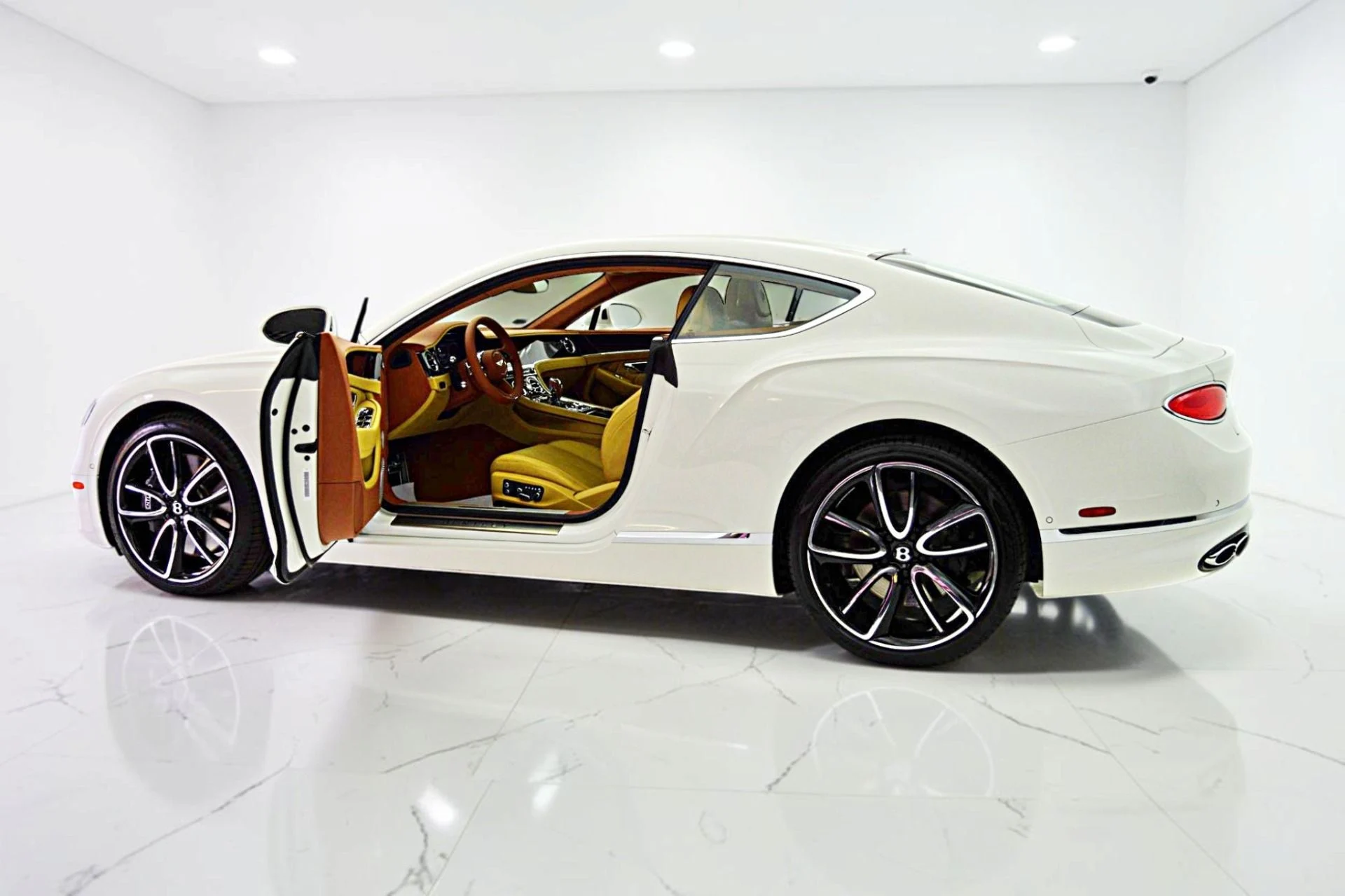 mph004_2902055152_Used_2024_Bentley_Continental_GT_Edition_8_LEASE_OPTIONS_AVAILABLE_8a76646a95