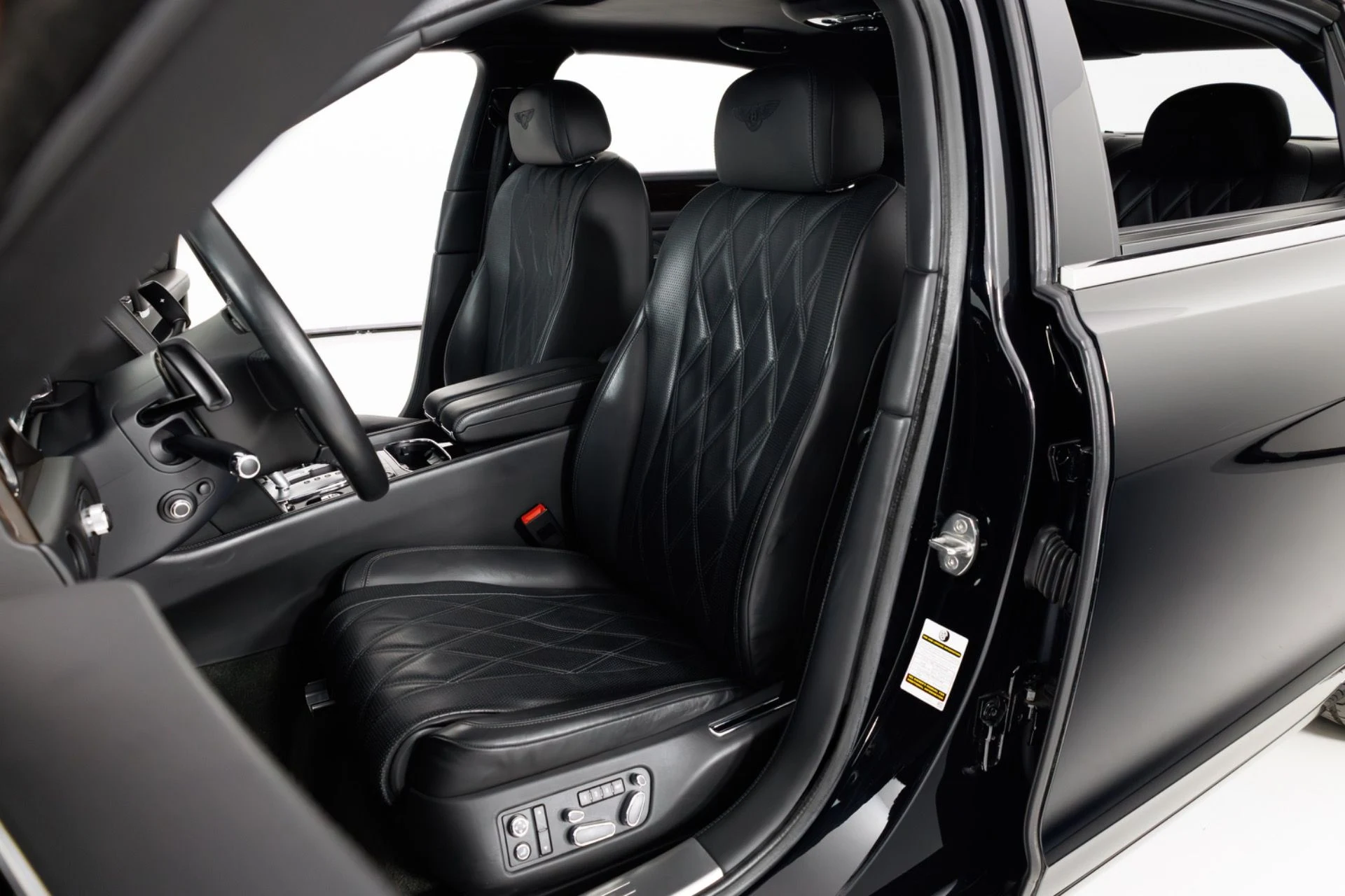 mph004_2904914397_Used_2014_Bentley_Flying_Spur_W12_1779381175_cbf0b9fcf5