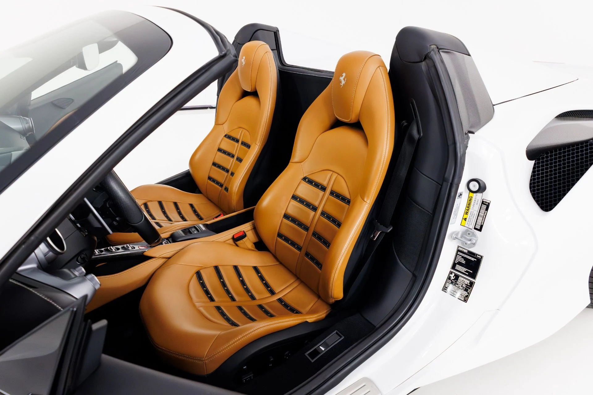 mph004_2905169444_Used_2023_Ferrari_F8_Spider_1770661862_7ec01e7258