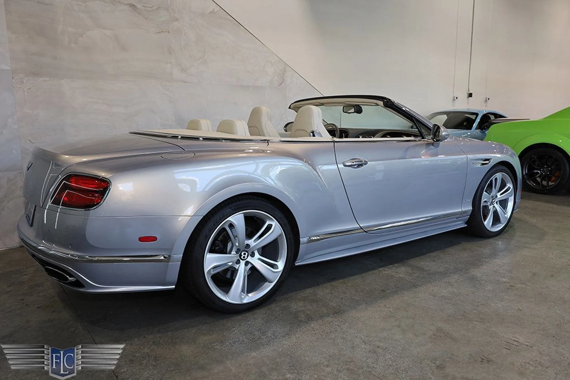 mph004_2911762375_used_2017_bentley_continental_gtspeedconvertible_9689_22985658_5_1024_1d52f4bd9a