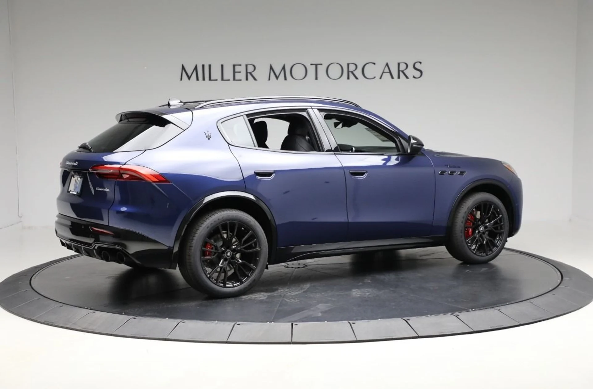 mph004_2915574364_New_2025_Maserati_Grecale_Modena_cbb205b1cc