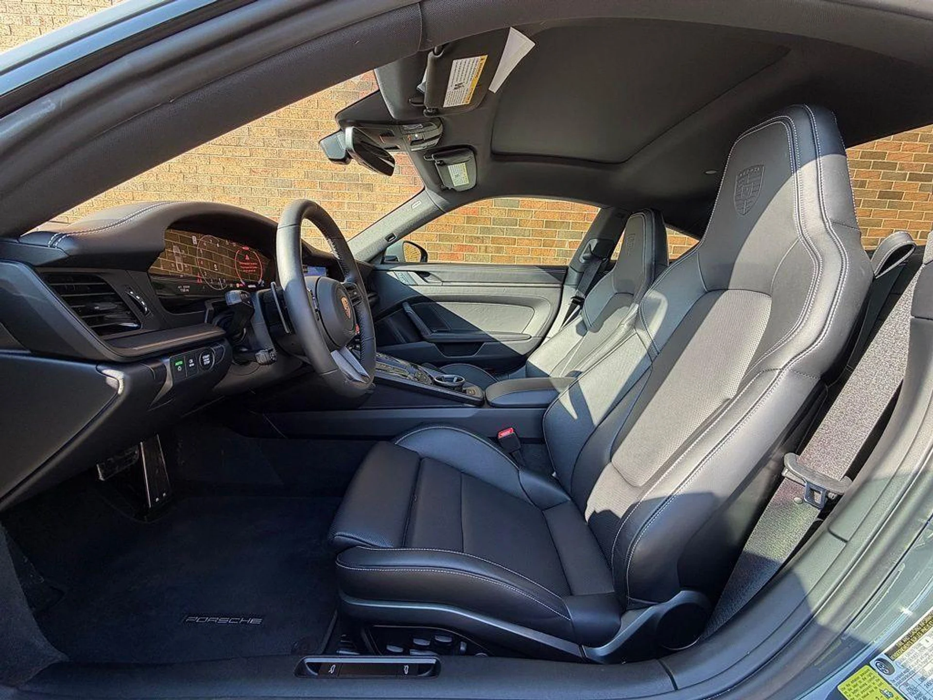 mph004_2915774388_IQ_9_Y_Cn_H9x_FW_1pr2x2_H_Ti_N_Peb_Y9_A_e6c3a003b2