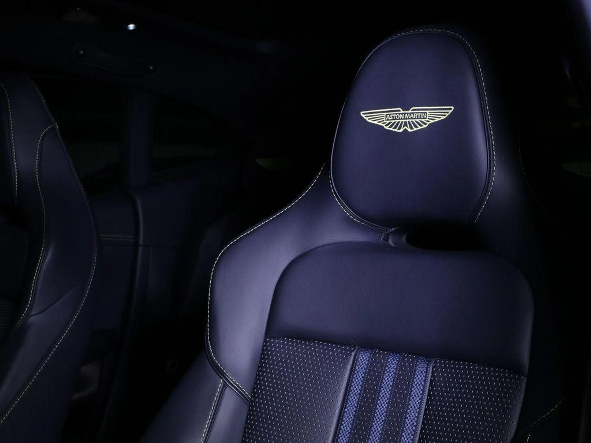 mph004_292033315_u6_Vlyu_X_Z_q9_N2_Ka_I_Px1_Nc_H_p24_14b55e0ecf