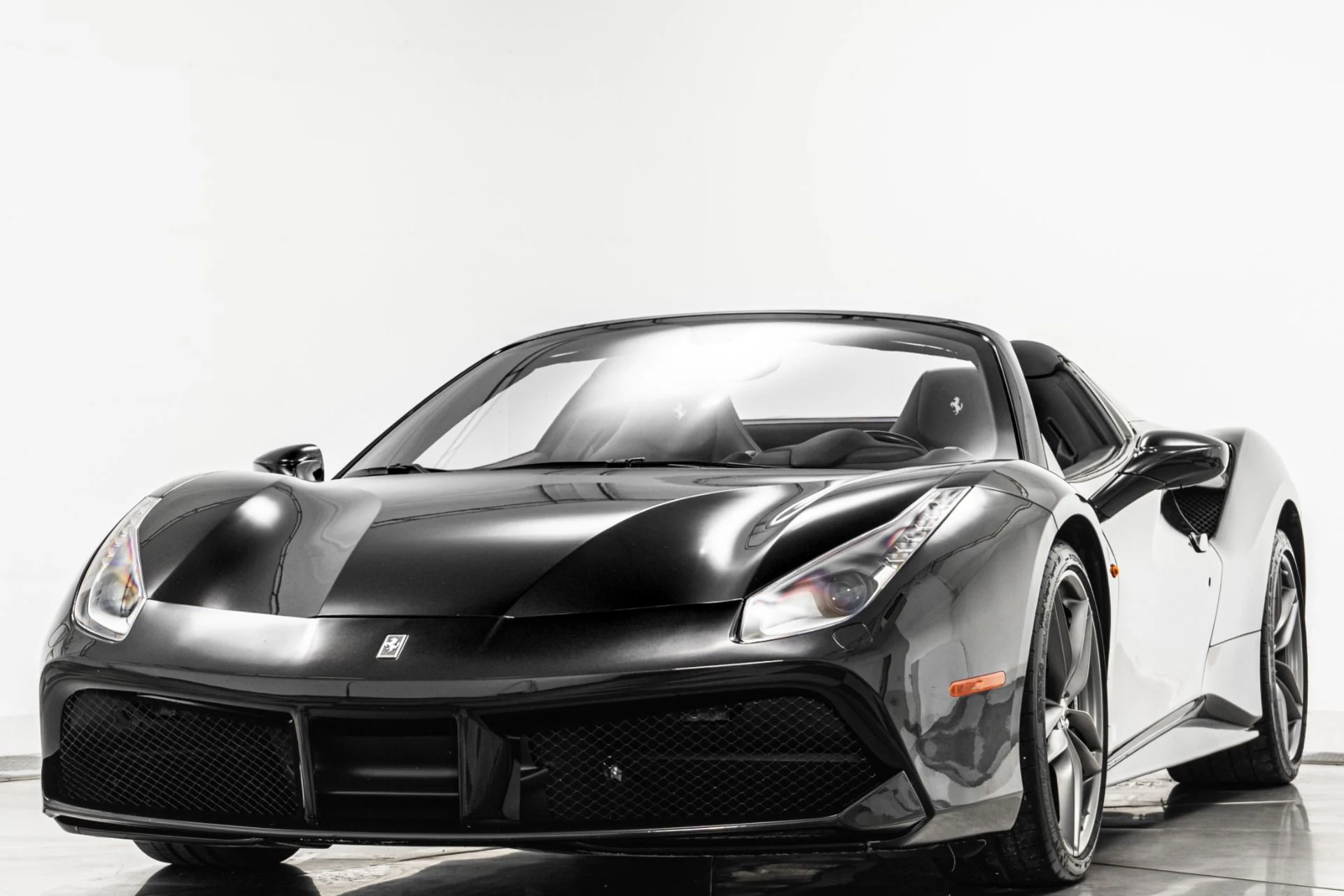 mph004_292238171_Used_2018_Ferrari_488_Spider_Extensive_Carbon_Fiber_Trim_Low_Miles_1776719863_23b321ca1b