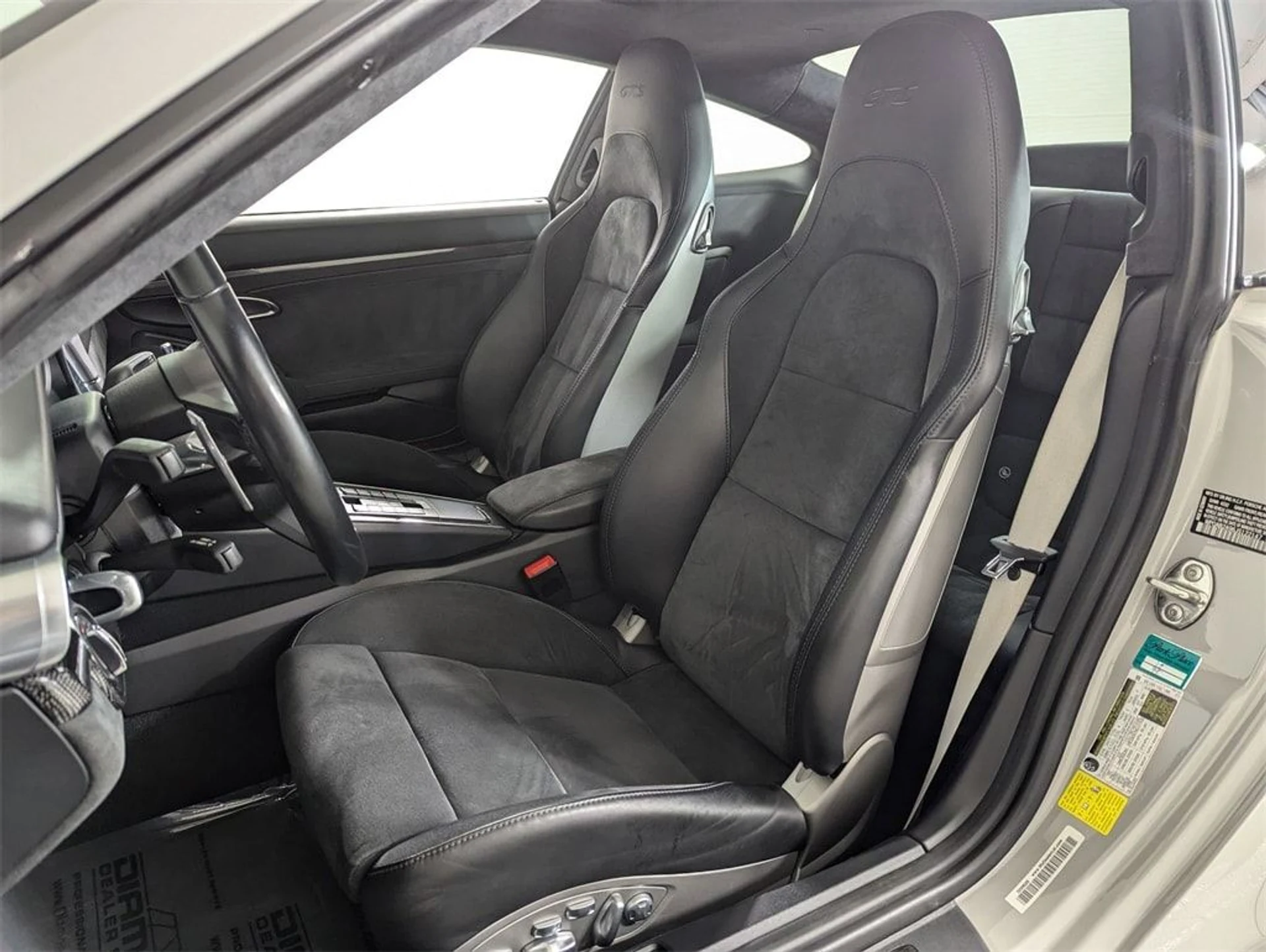 mph004_2928594471_d62b8f86b529e7aea6255d2f904e7728x_e3dff41af0