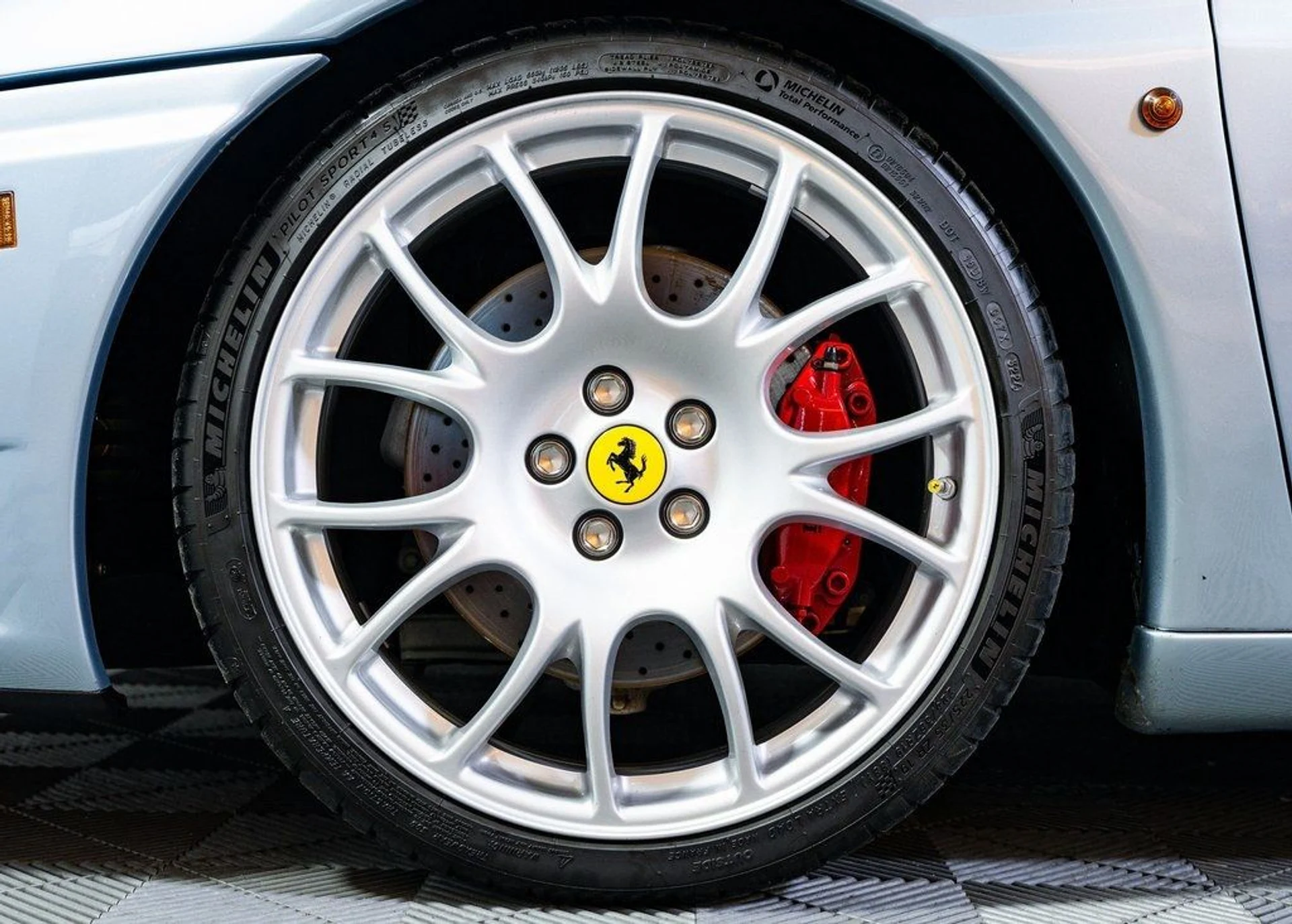 mph004_2930551627_41c47fcf524686566be25d78cf433947_4318d2ccd3